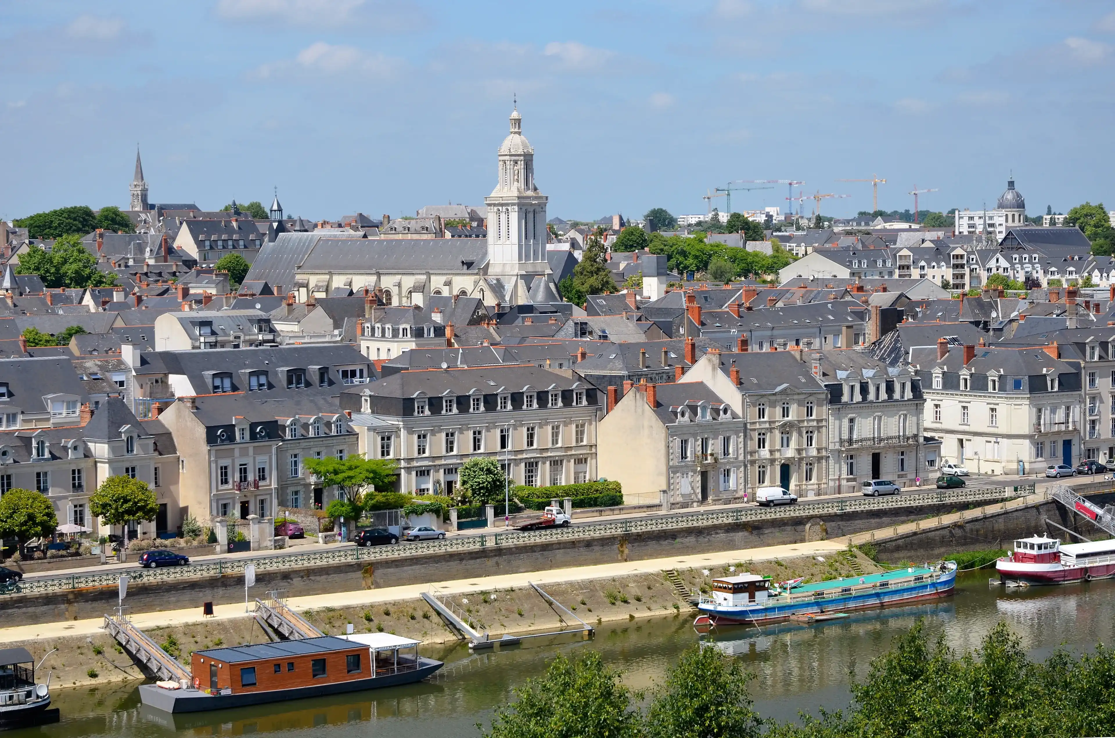 Best Angers hotels. Cheap hotels in Angers, France Best Angers hotels. Cheap hotels in Angers, France