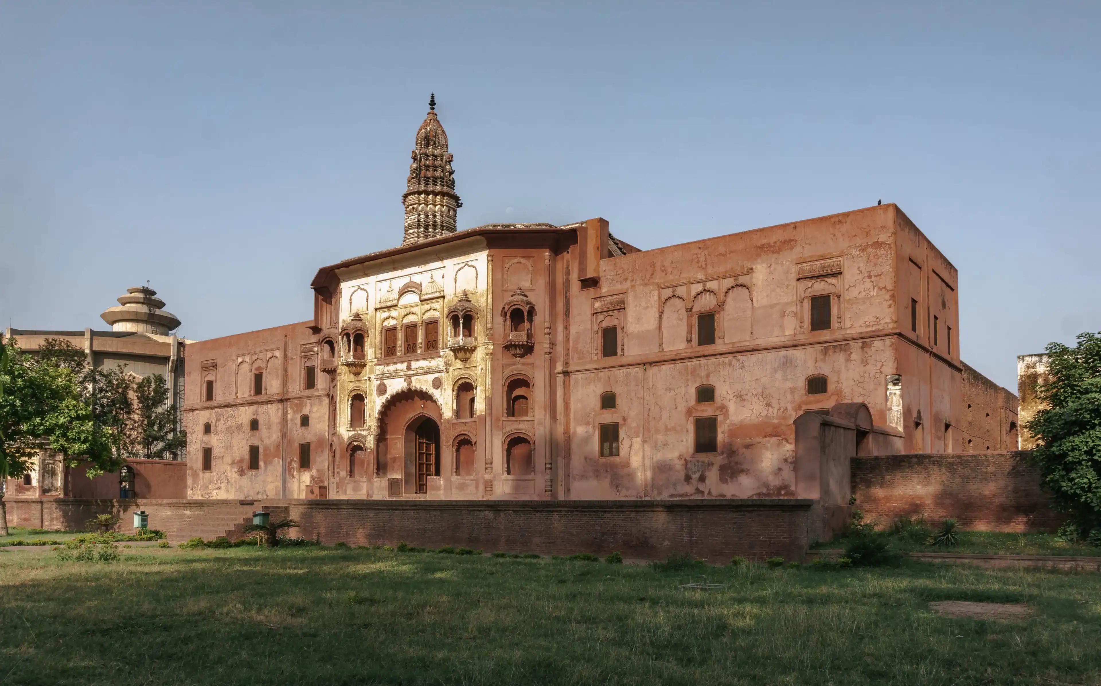 Kurukshetra is a city in India. According to Hindu beliefs, the Battle of Kurukshetra took place on this site more than 5000 years ago. Kurukshetra is a city in India. According to Hindu beliefs, the Battle of Kurukshetra took place on this site more than 5000 years ago.