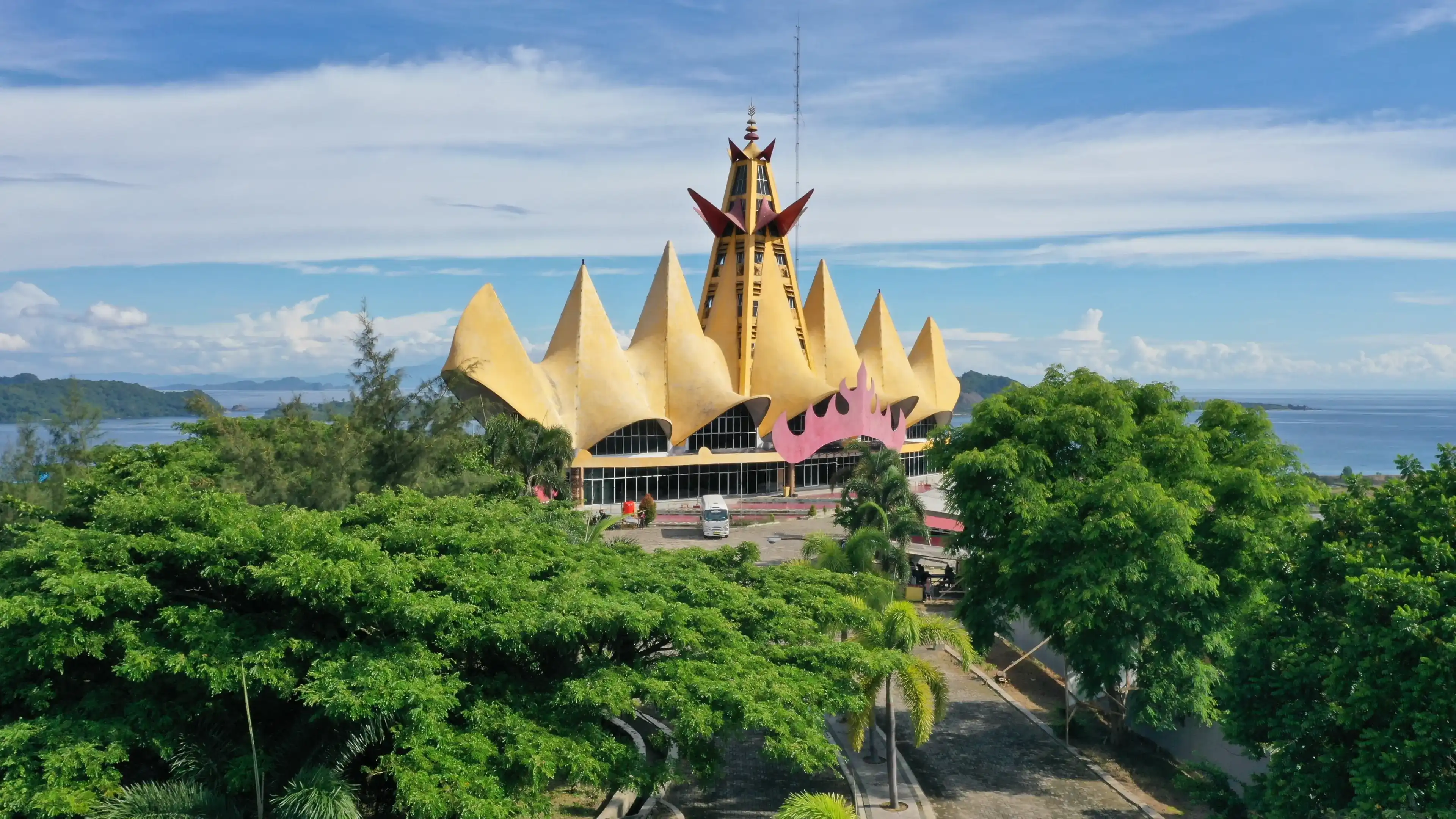 Lampung's landmark is called the siger tower Lampung's landmark is called the siger tower