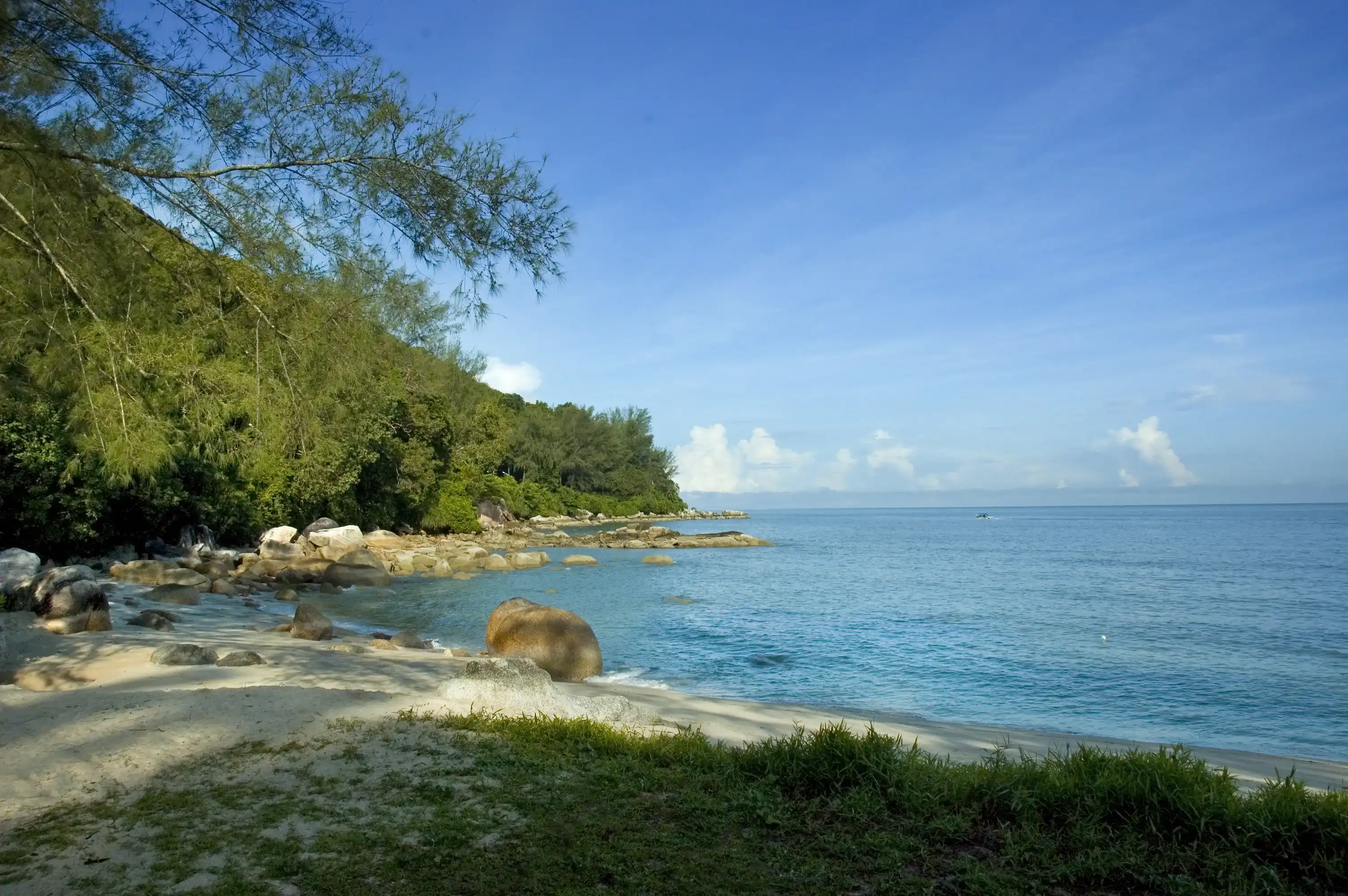 Best Batu Feringgi hotels. Cheap hotels in Batu Feringgi, Malaysia Best Batu Feringgi hotels. Cheap hotels in Batu Feringgi, Malaysia