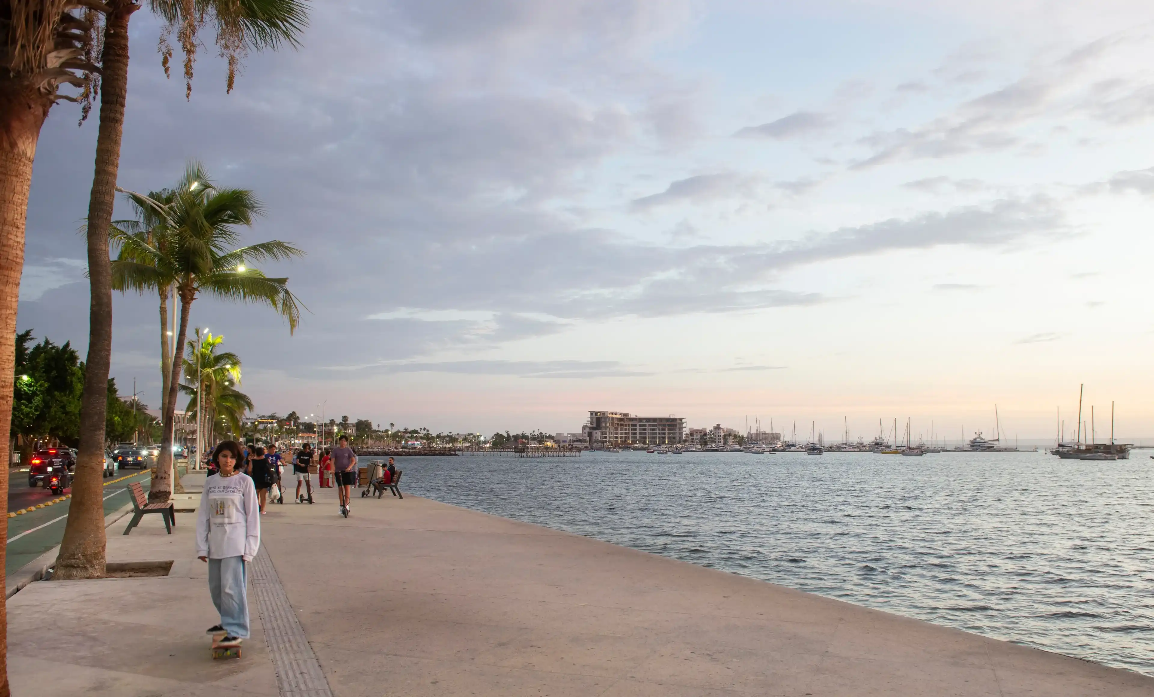 Best La Paz hotels. Cheap hotels in La Paz, Baja California Sur, Mexico Best La Paz hotels. Cheap hotels in La Paz, Baja California Sur, Mexico