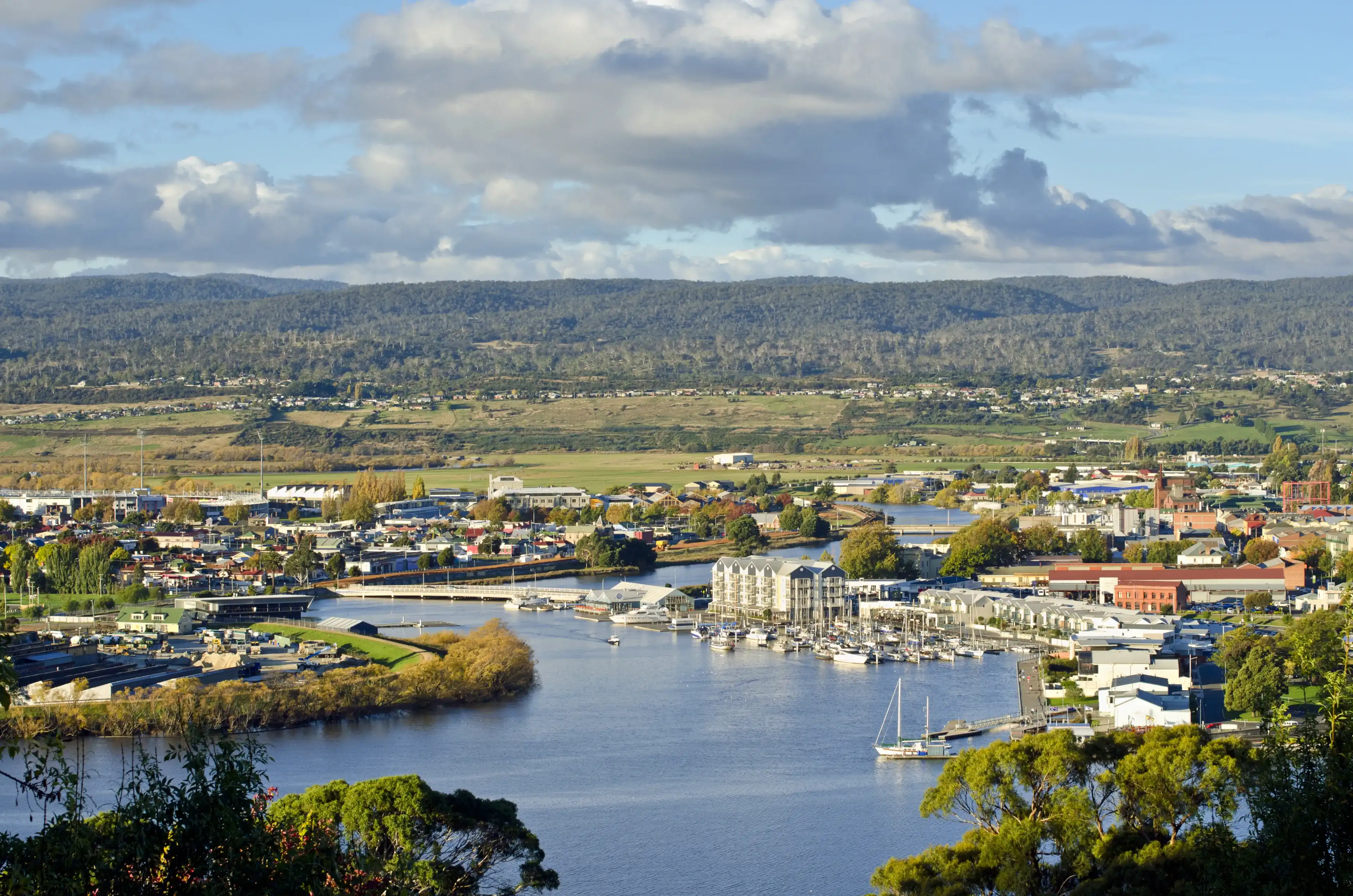 Launceston on the Tamar River, Tasmania, Australia Launceston on the Tamar River, Tasmania, Australia