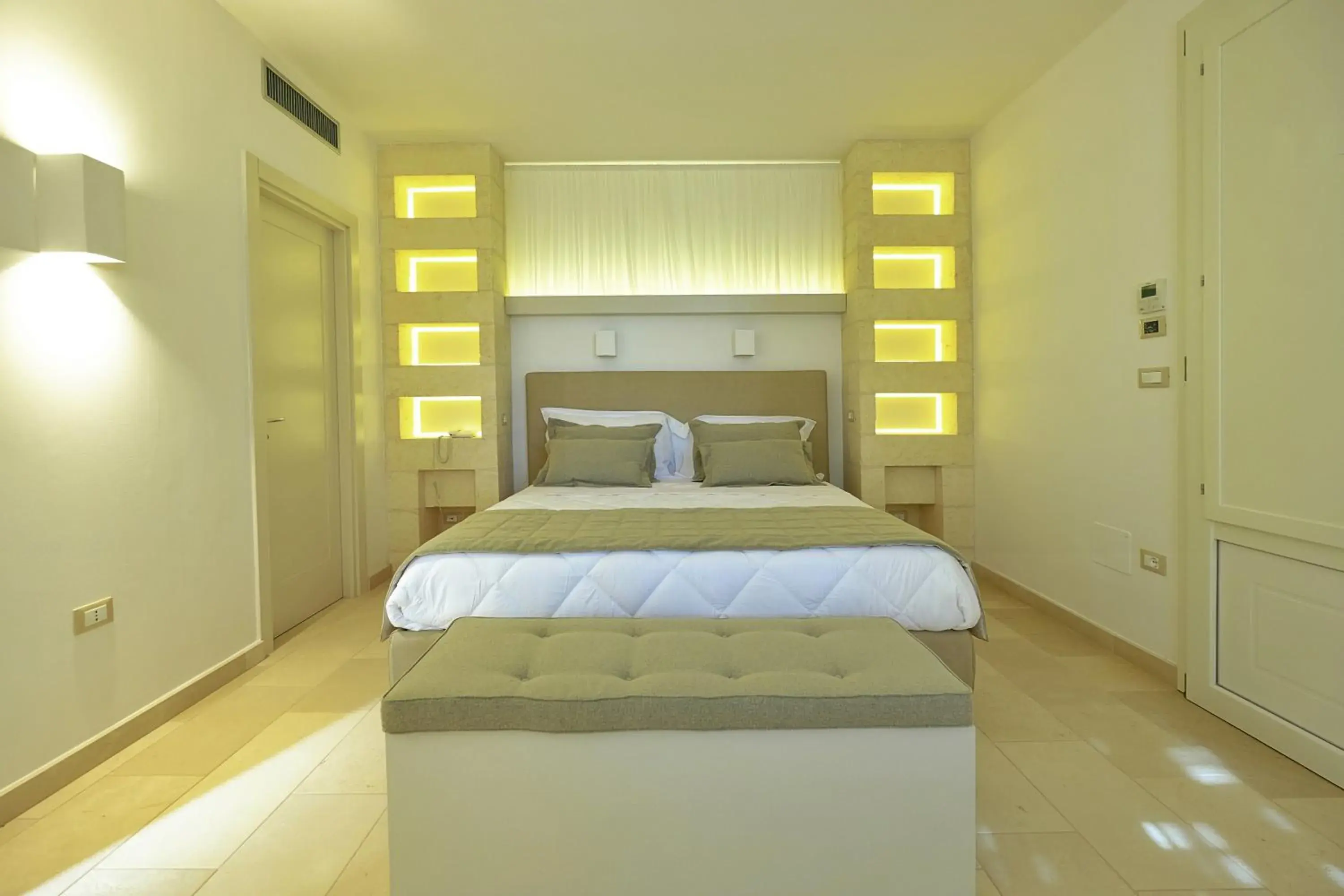 Classic Double Room in Montiro' Hotel Classic Double Room in Montiro' Hotel