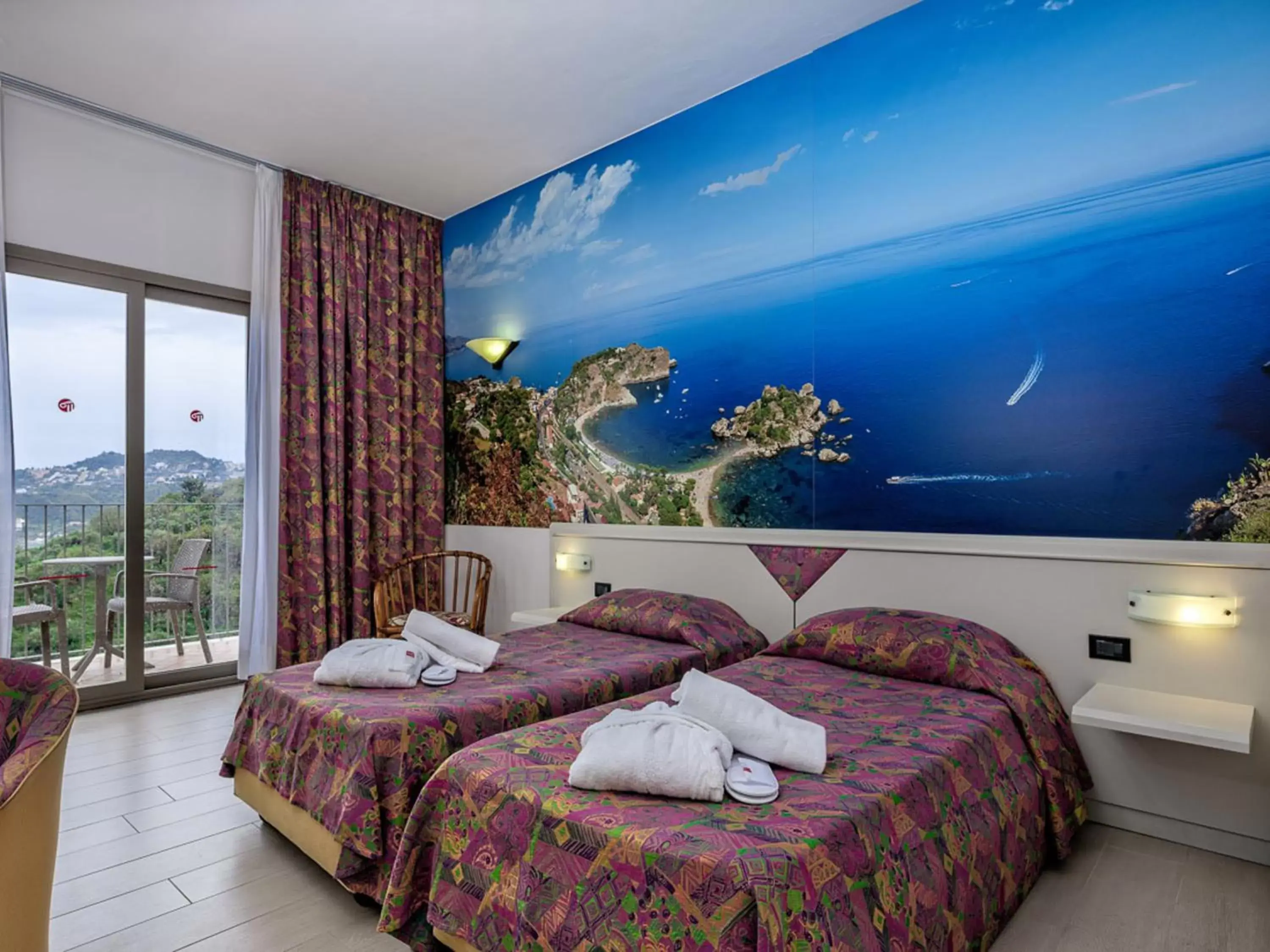 Standard Double/Twin Room in Hotel Antares Standard Double/Twin Room in Hotel Antares