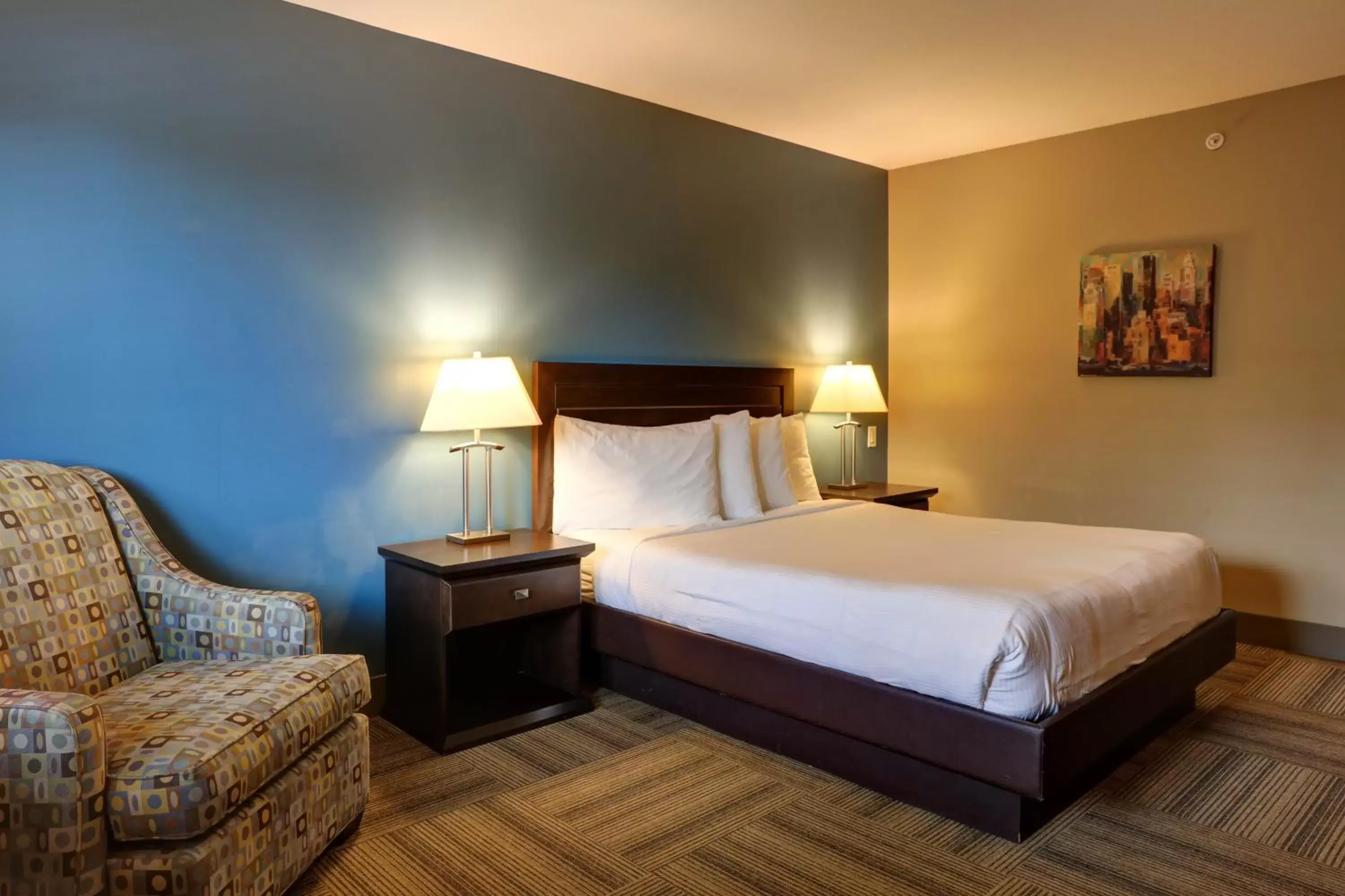 Standard Queen Room - Non-Smoking in Vedder River Inn Standard Queen Room - Non-Smoking in Vedder River Inn