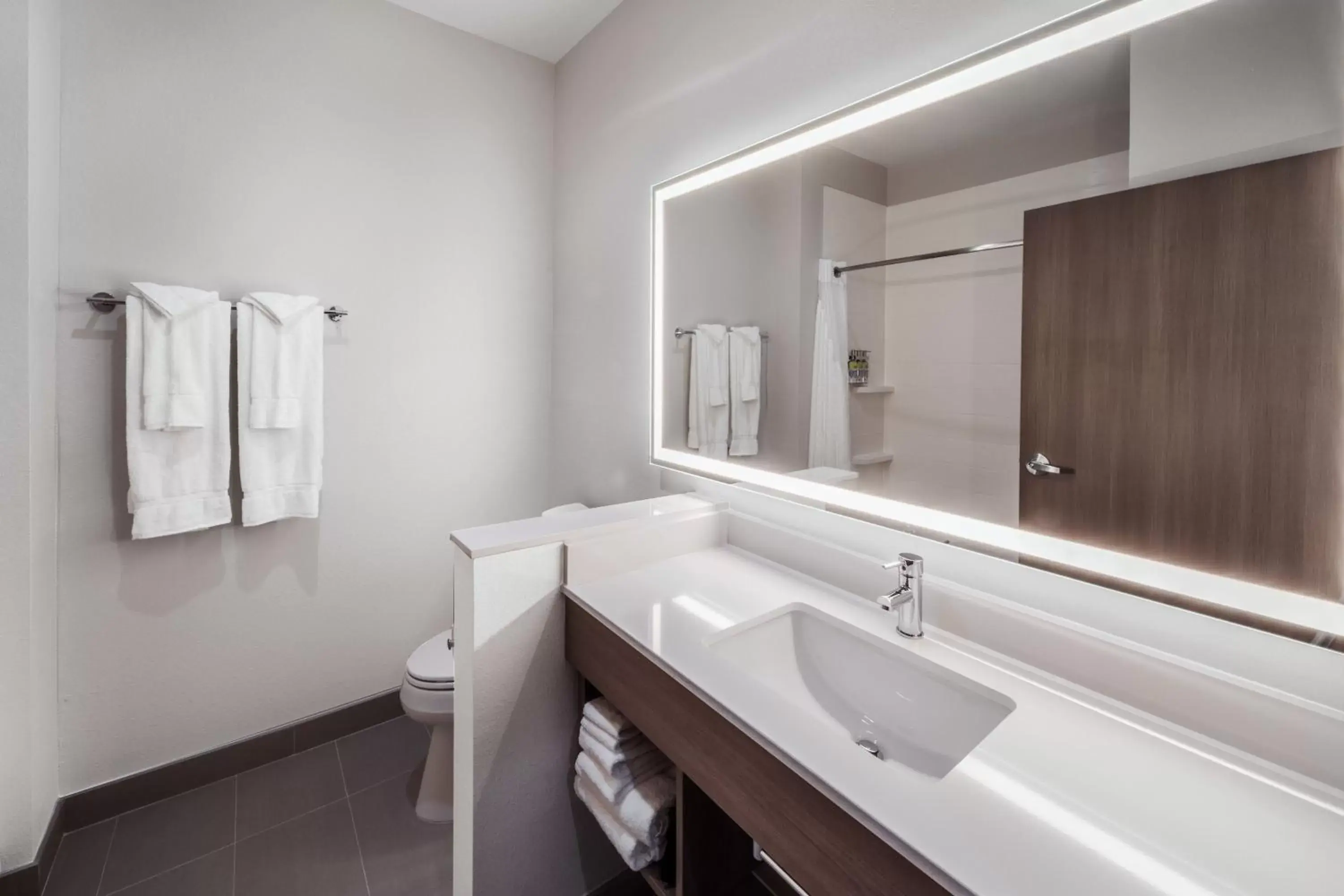 Queen Suite with Two Queen Beds in Holiday Inn Express & Suites - Houston SW - Rosenberg by IHG Queen Suite with Two Queen Beds in Holiday Inn Express & Suites - Houston SW - Rosenberg by IHG