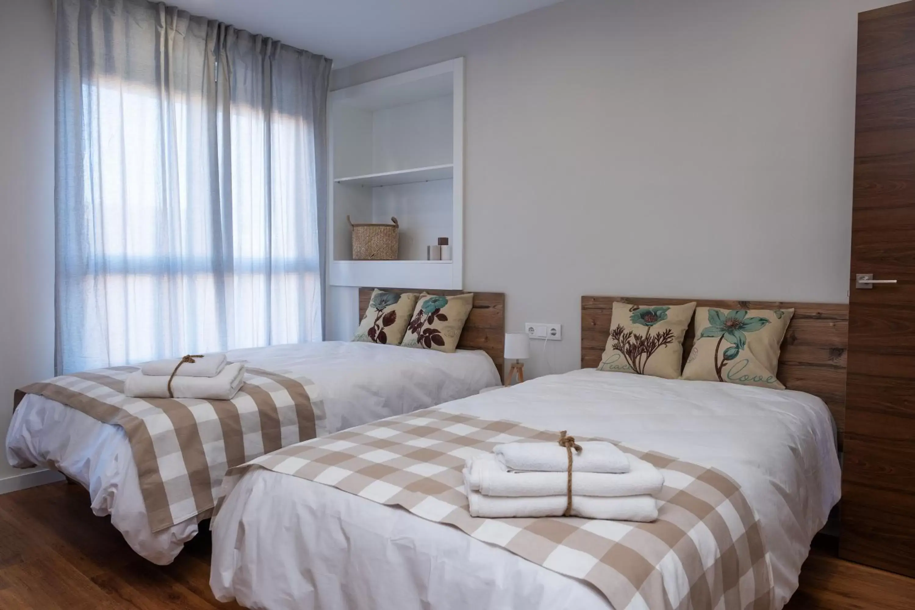Twin Room with Bathroom - single occupancy in Hotel Bienvenidos Rooms Xàtiva Twin Room with Bathroom - single occupancy in Hotel Bienvenidos Rooms Xàtiva