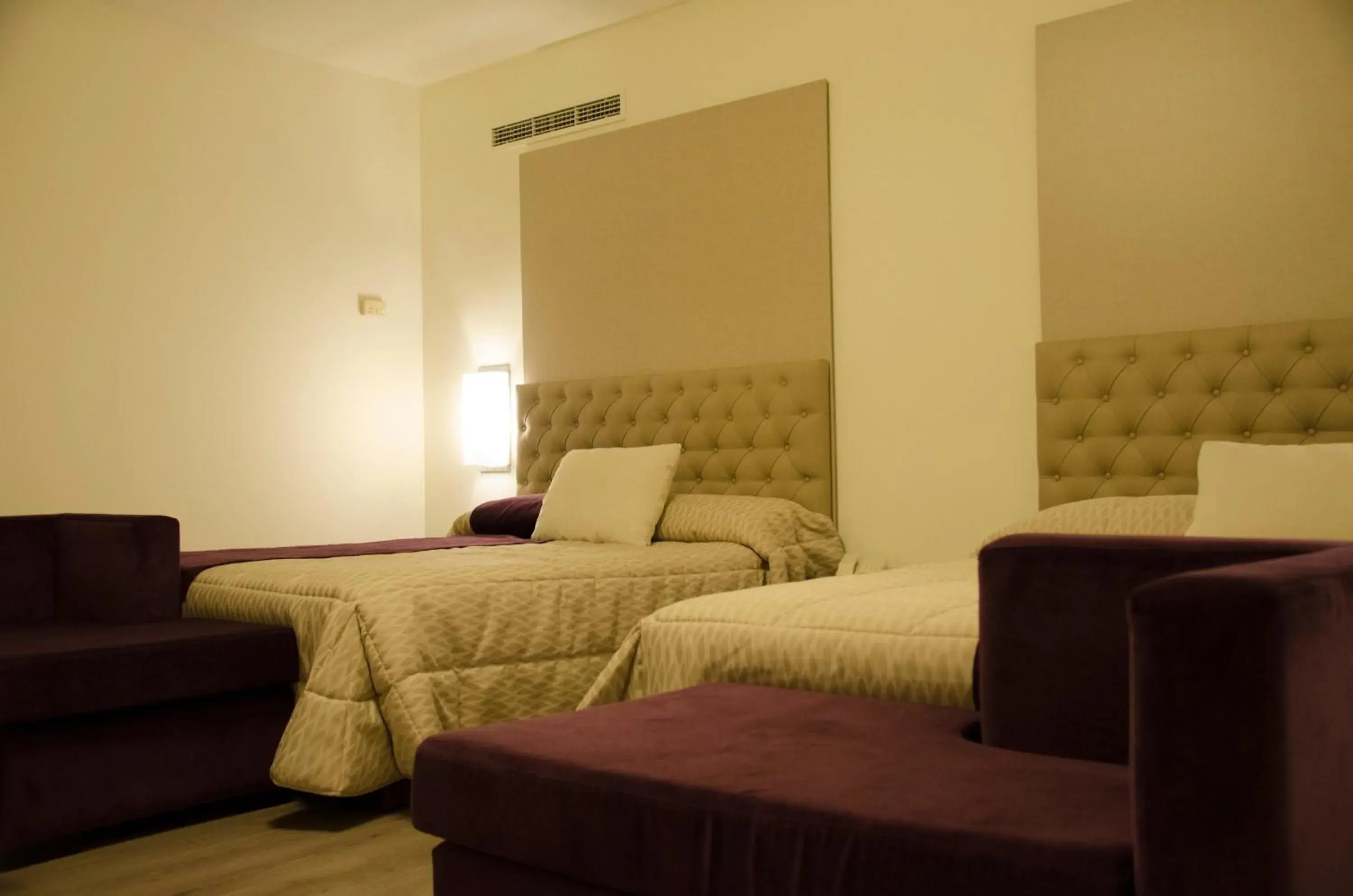 Family Room in Hotel Complejo París Family Room in Hotel Complejo París