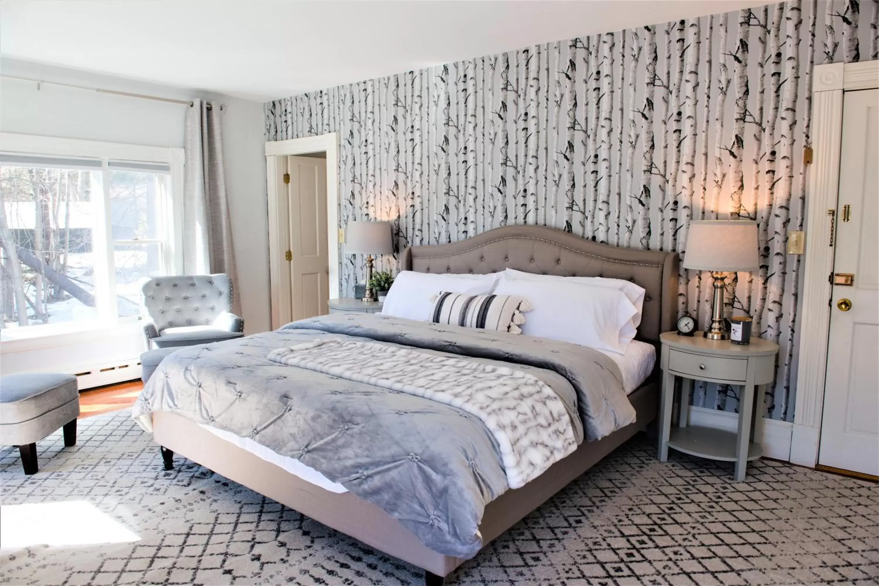 Superior King Room in Inn on Golden Pond Superior King Room in Inn on Golden Pond