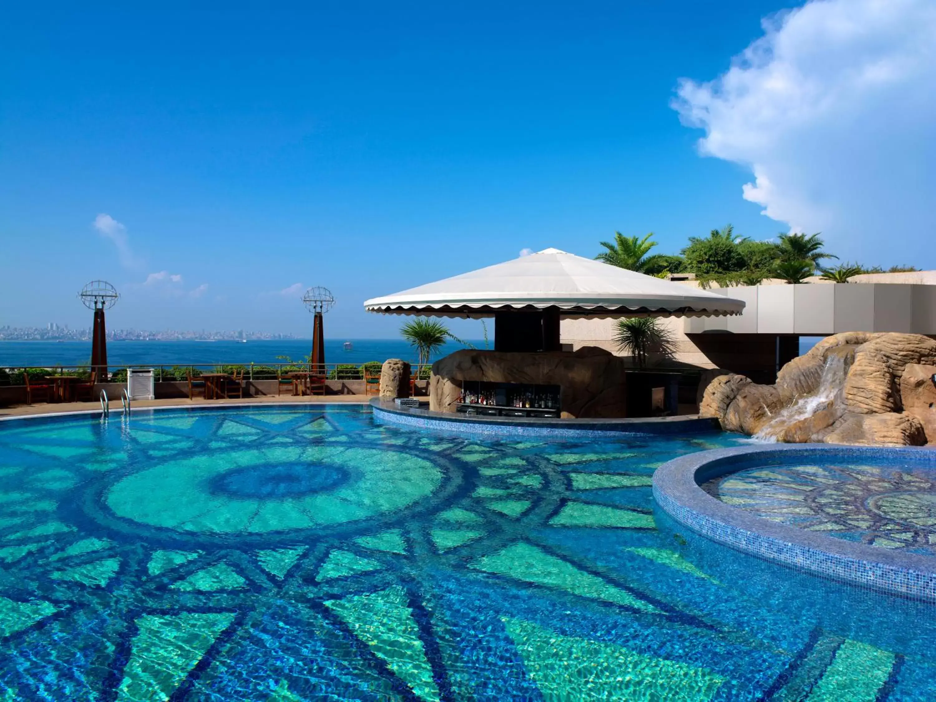 Le Royal Hotel - Beirut Le Royal Hotel - Beirut