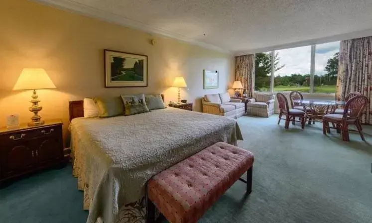 King Studio - single occupancy in The Inn at Houndslake King Studio - single occupancy in The Inn at Houndslake