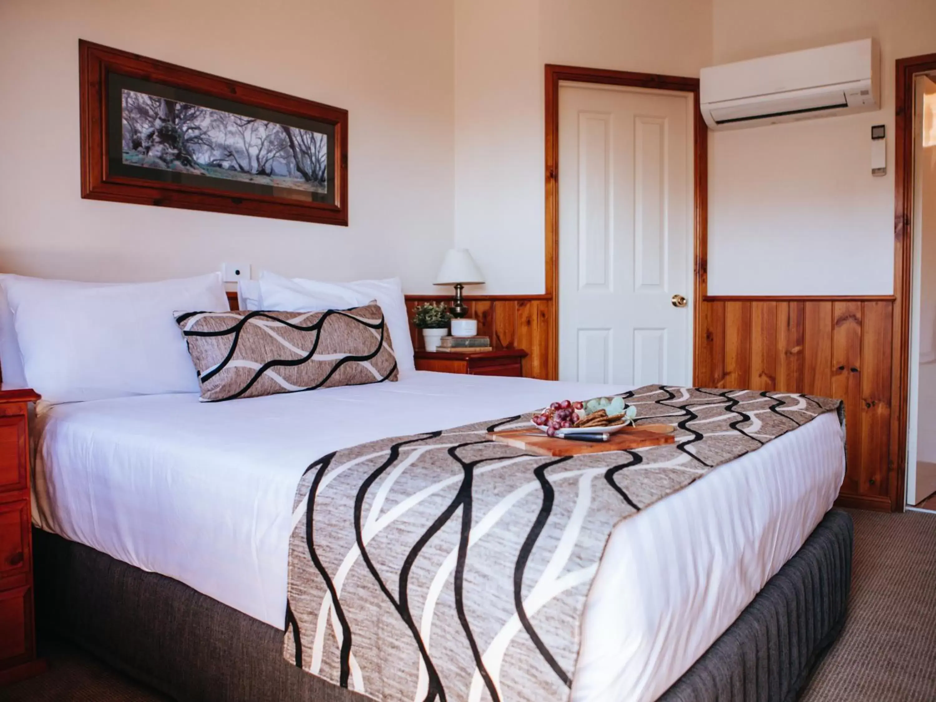 Family Room in Astor Inn Family Room in Astor Inn