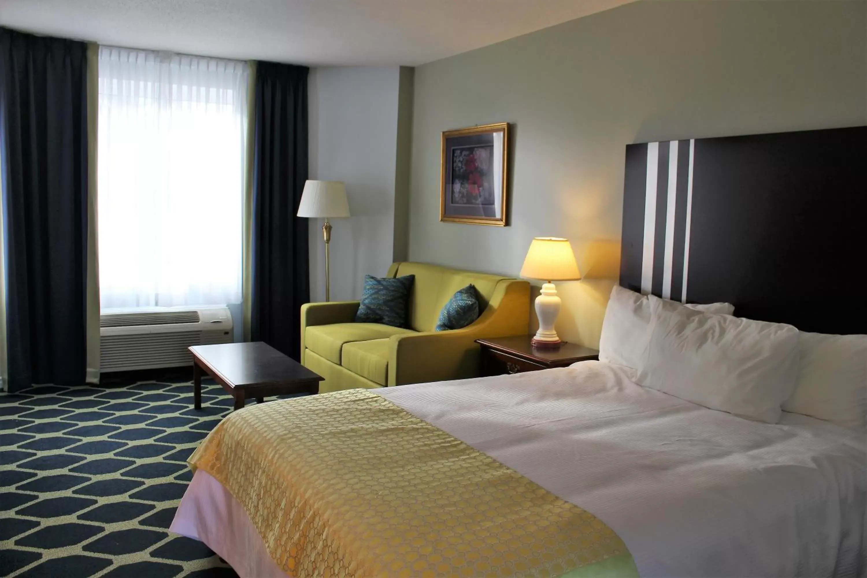 Standard Queen Room in Auberge Gisele's Inn Standard Queen Room in Auberge Gisele's Inn