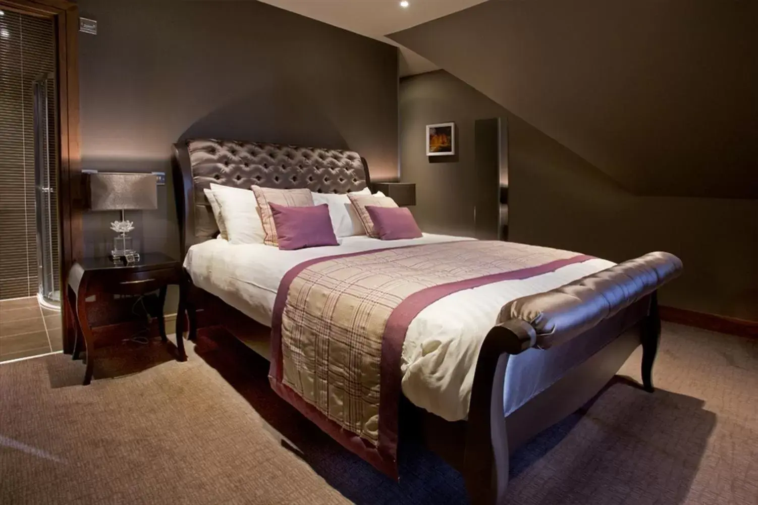 Bed in The Parkville Hotel Bed in The Parkville Hotel