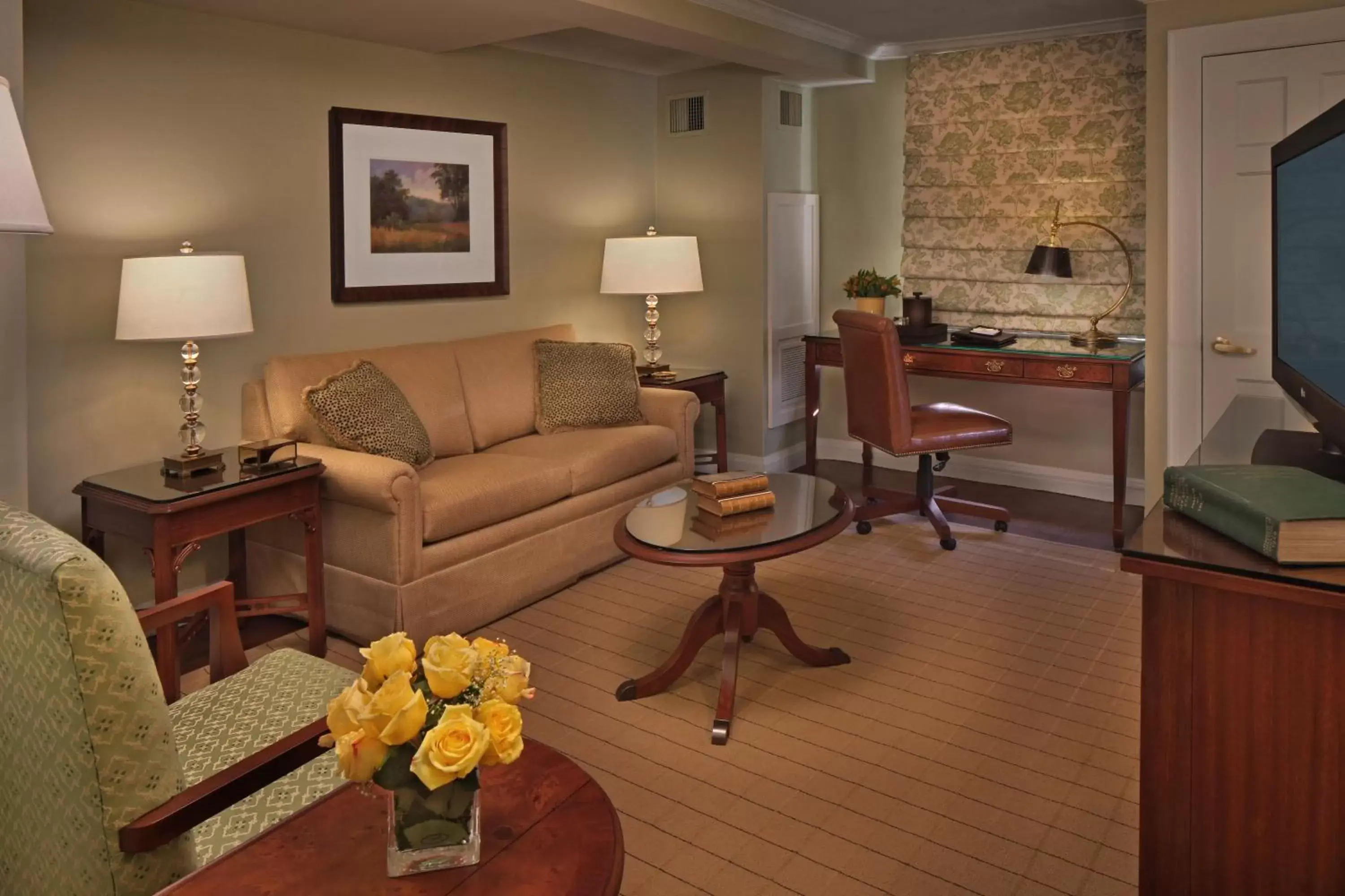 Queen Suite in Inn on Boltwood Queen Suite in Inn on Boltwood