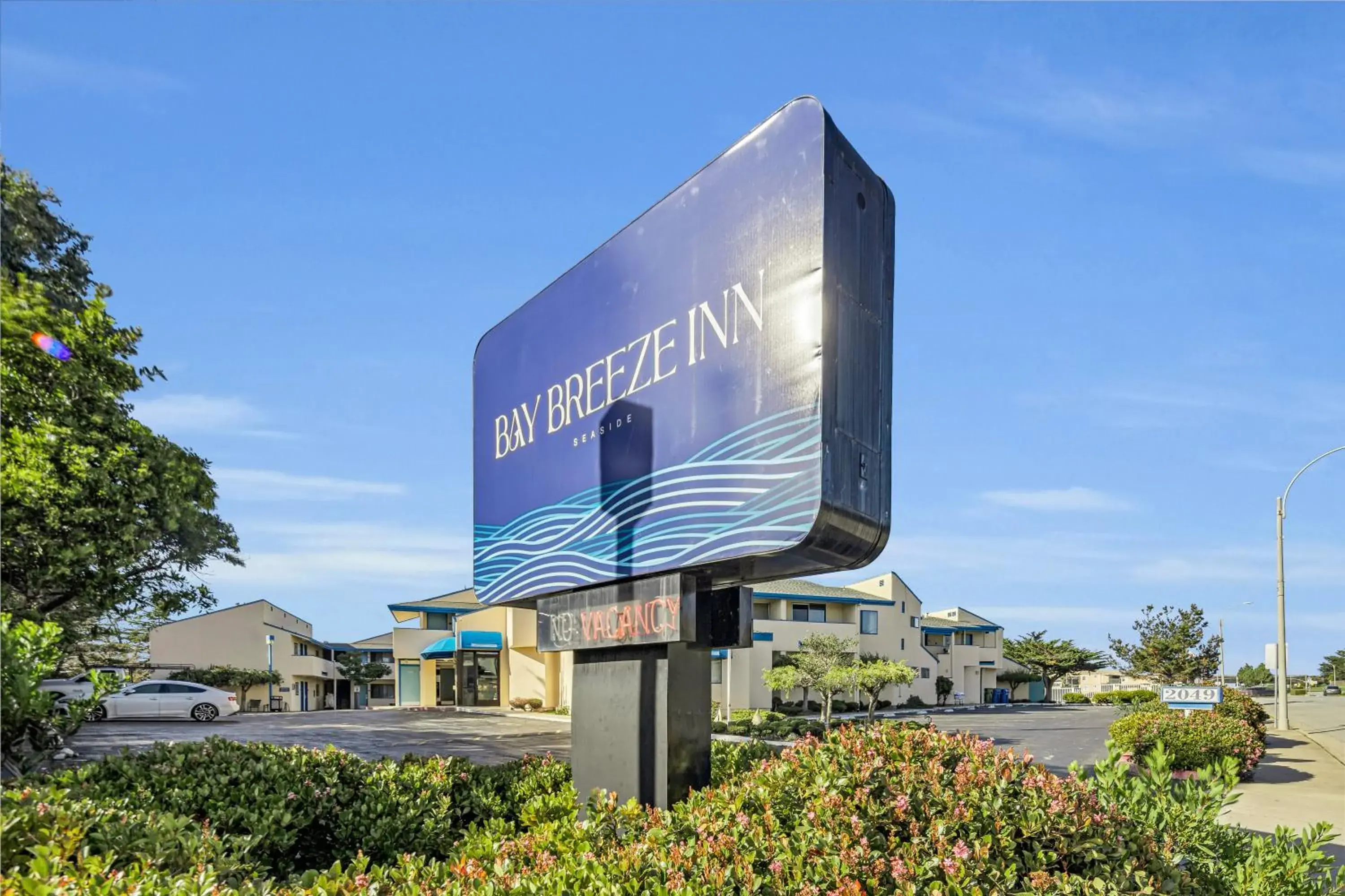 Bay Breeze Inn Bay Breeze Inn