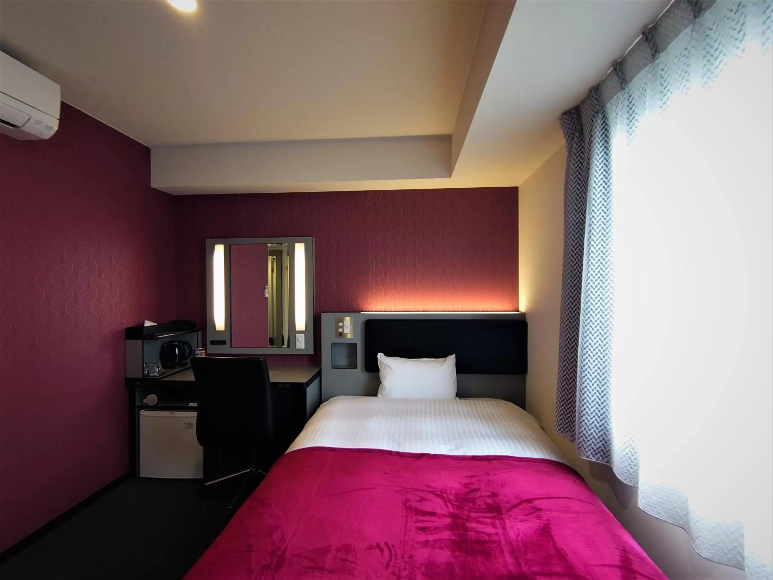 Single Room - Non-Smoking in Green Rich Hotel Matsue Station Across - Artificial hot spring Futamata Yunohana Single Room - Non-Smoking in Green Rich Hotel Matsue Station Across - Artificial hot spring Futamata Yunohana