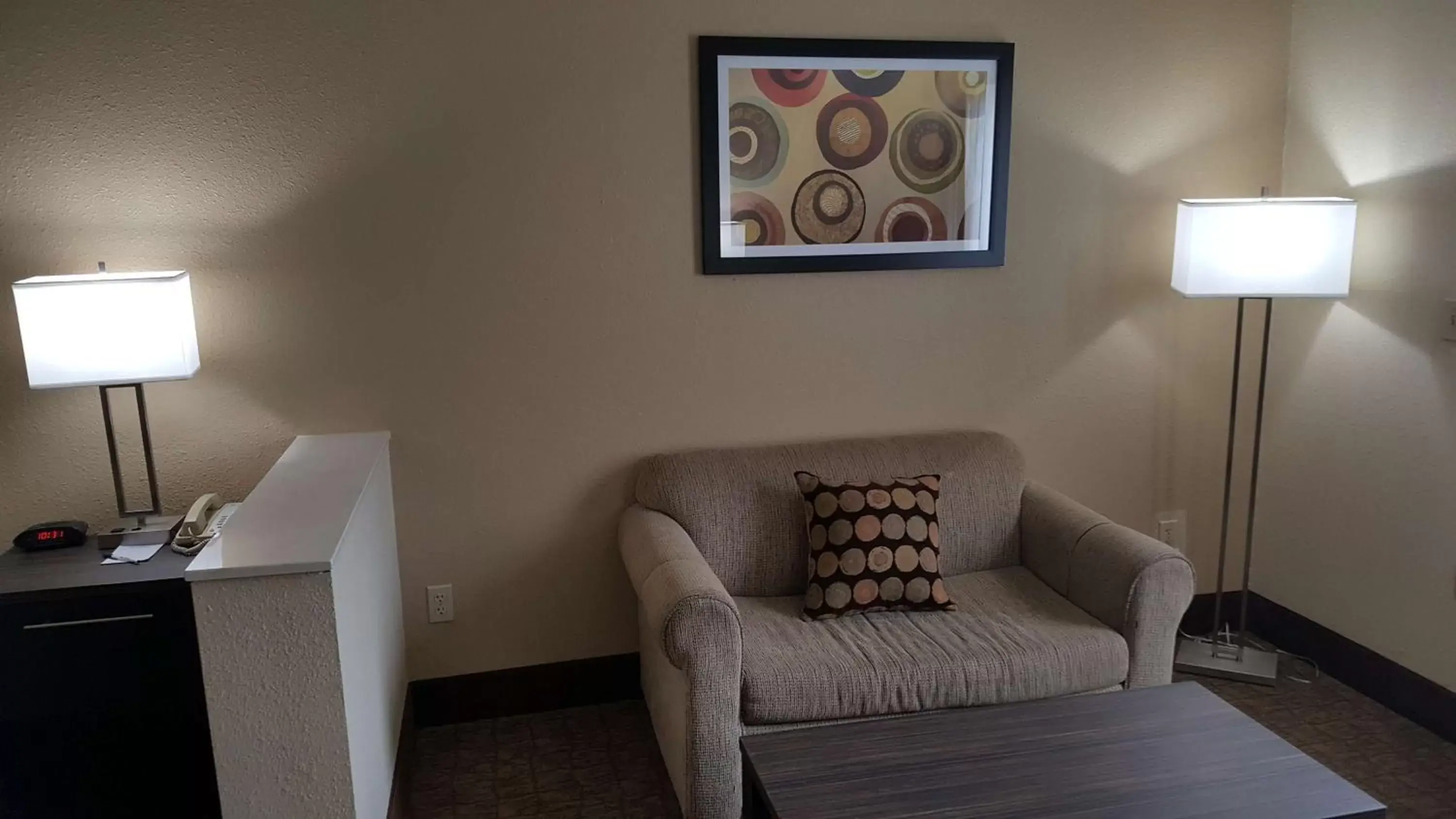 King Suite with Sofa Bed - Non-Smoking in Best Western Teal Lake Inn King Suite with Sofa Bed - Non-Smoking in Best Western Teal Lake Inn