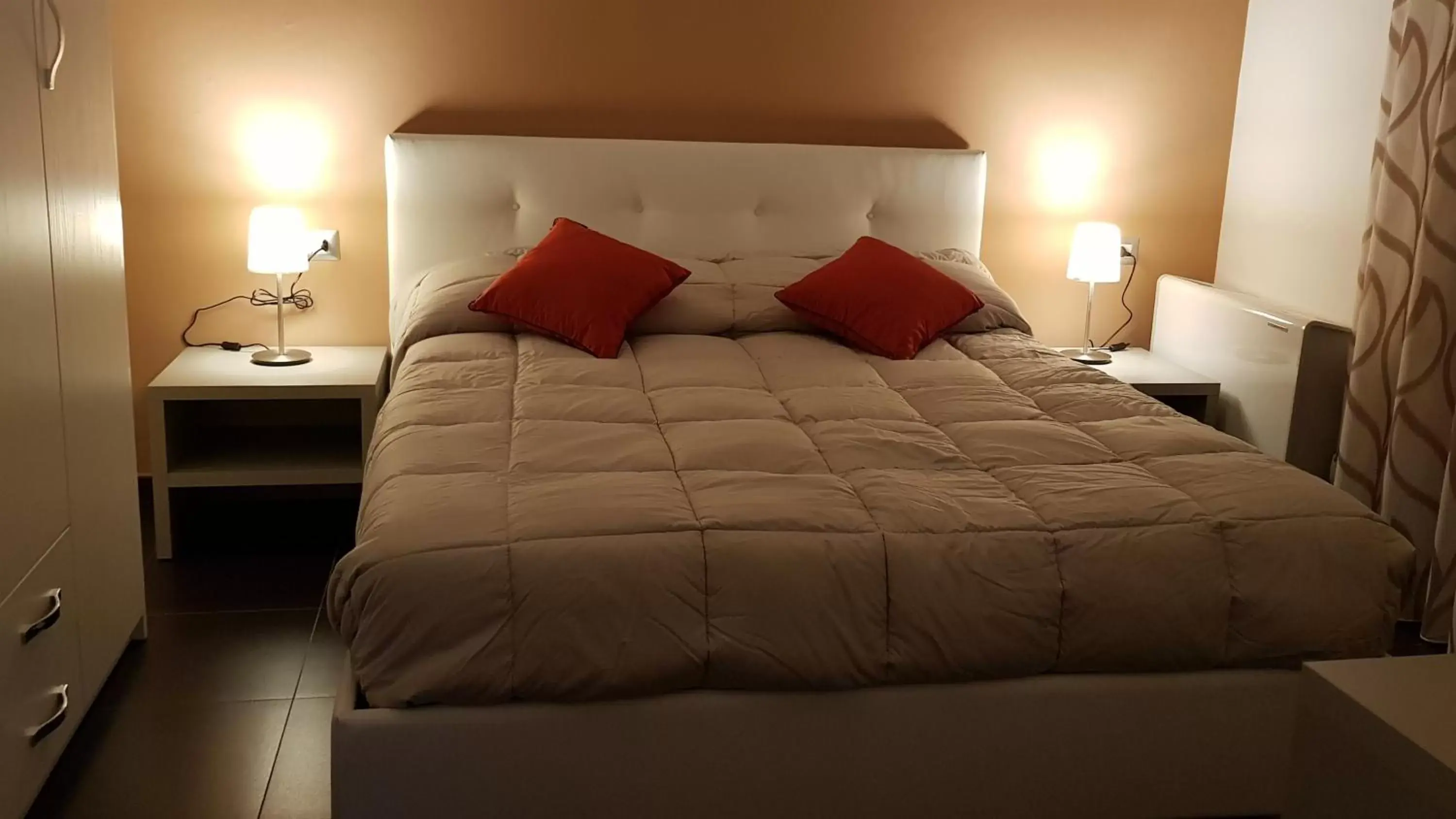 Premium Quadruple Room in RAJA ROOMS Premium Quadruple Room in RAJA ROOMS