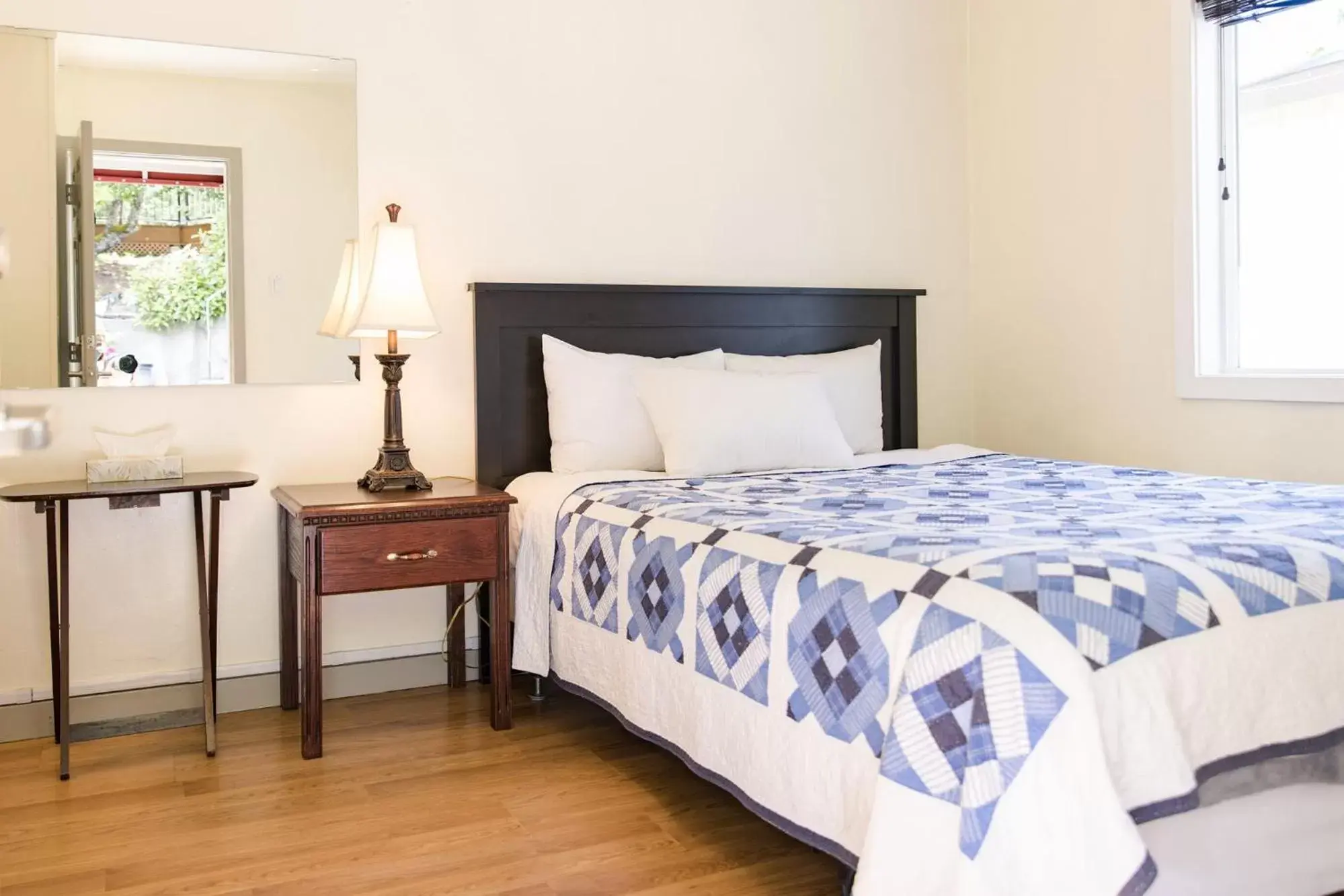 Single Room in Cherry Tree Inn Single Room in Cherry Tree Inn