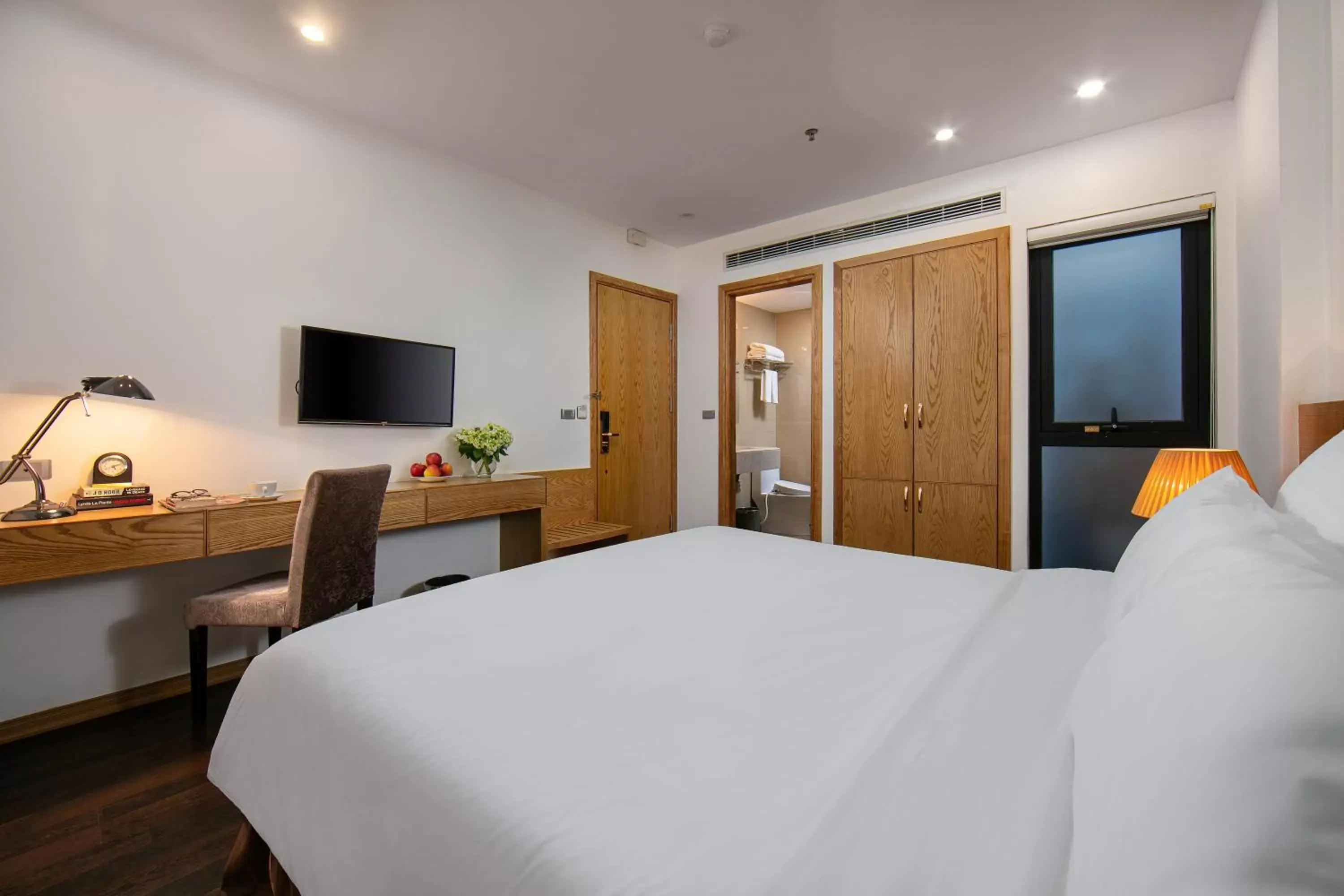 Superior Double or Twin Room No Window in Hanoi Paon Hotel & Spa Superior Double or Twin Room No Window in Hanoi Paon Hotel & Spa