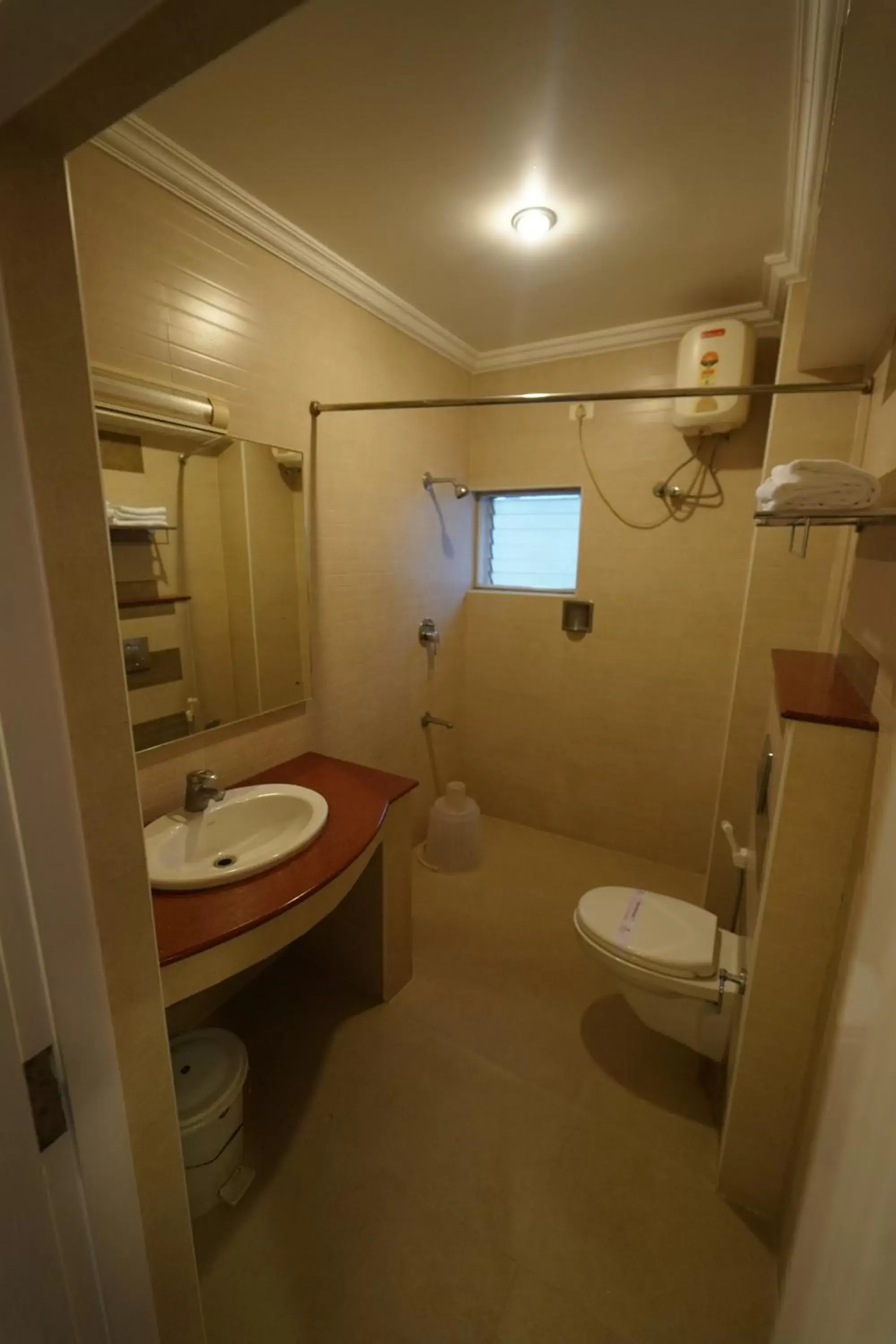 Standard Double Room - single occupancy in Hotel Palmyra Grand Inn Standard Double Room - single occupancy in Hotel Palmyra Grand Inn