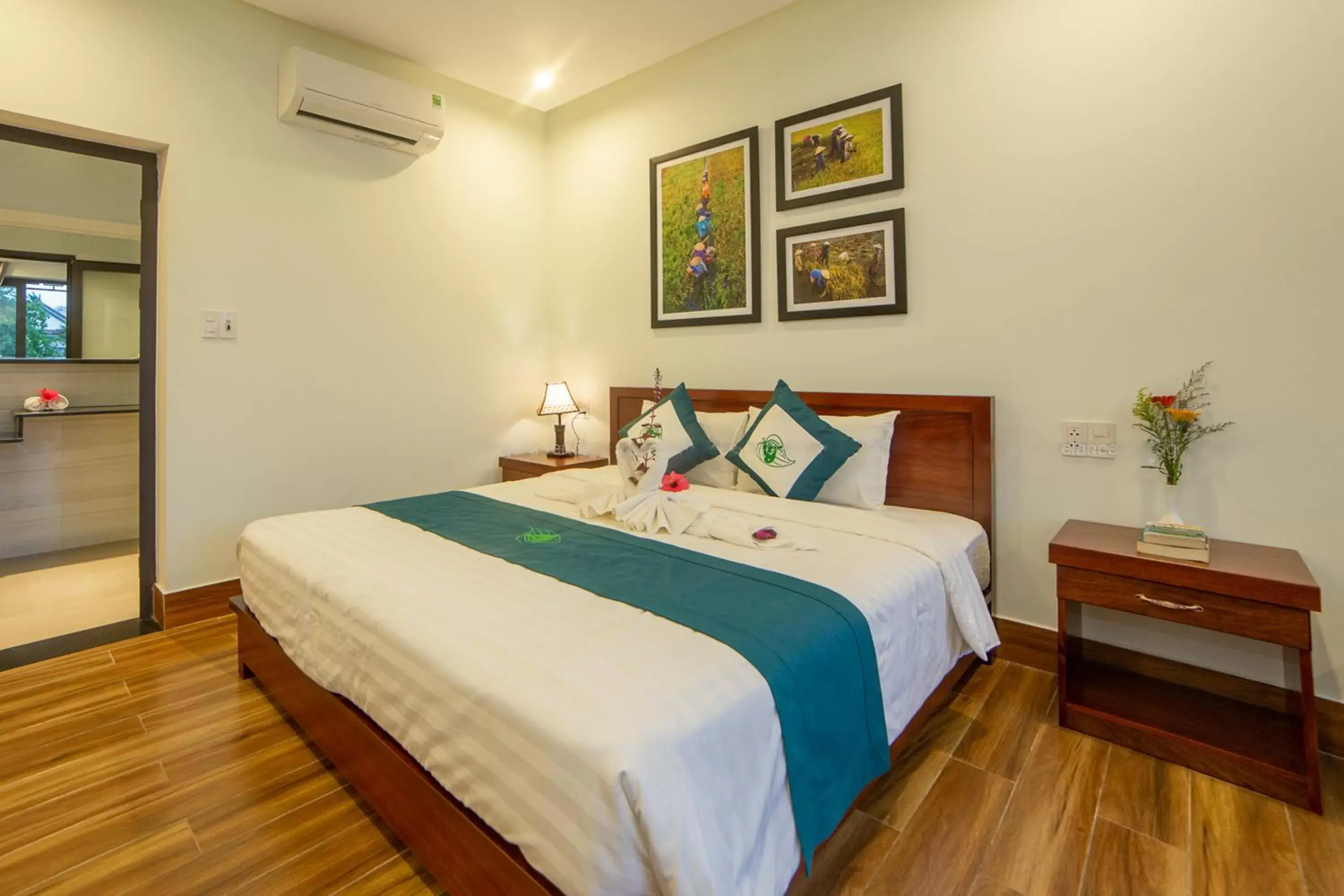 Connecting Family Room with Garden View in Betel Garden Villa Connecting Family Room with Garden View in Betel Garden Villa