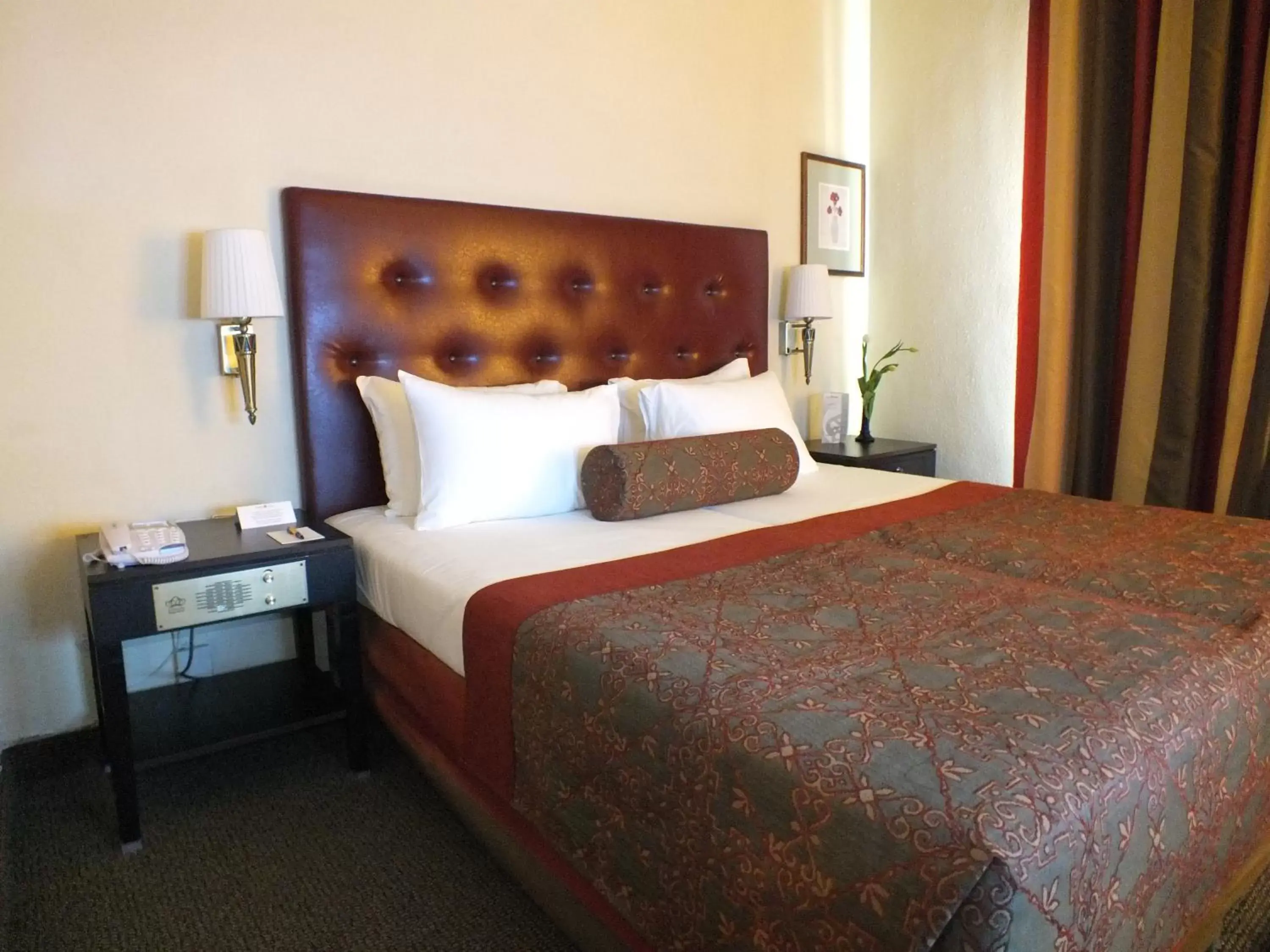 Classic Triple Room in Prima Kings Hotel Classic Triple Room in Prima Kings Hotel