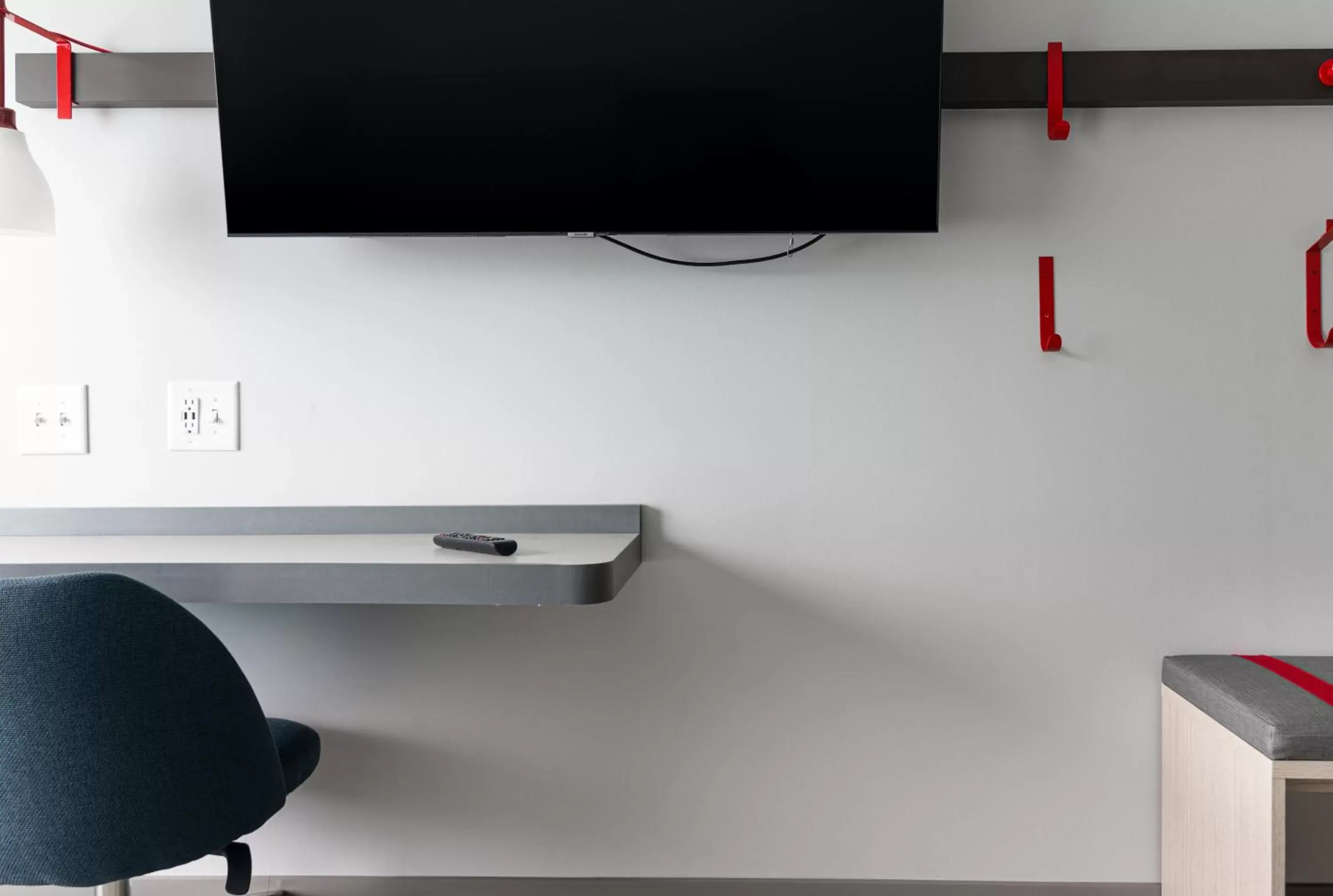 Room with One King or Two Queen Beds in avid hotels - Summerville, an IHG Hotel Room with One King or Two Queen Beds in avid hotels - Summerville, an IHG Hotel