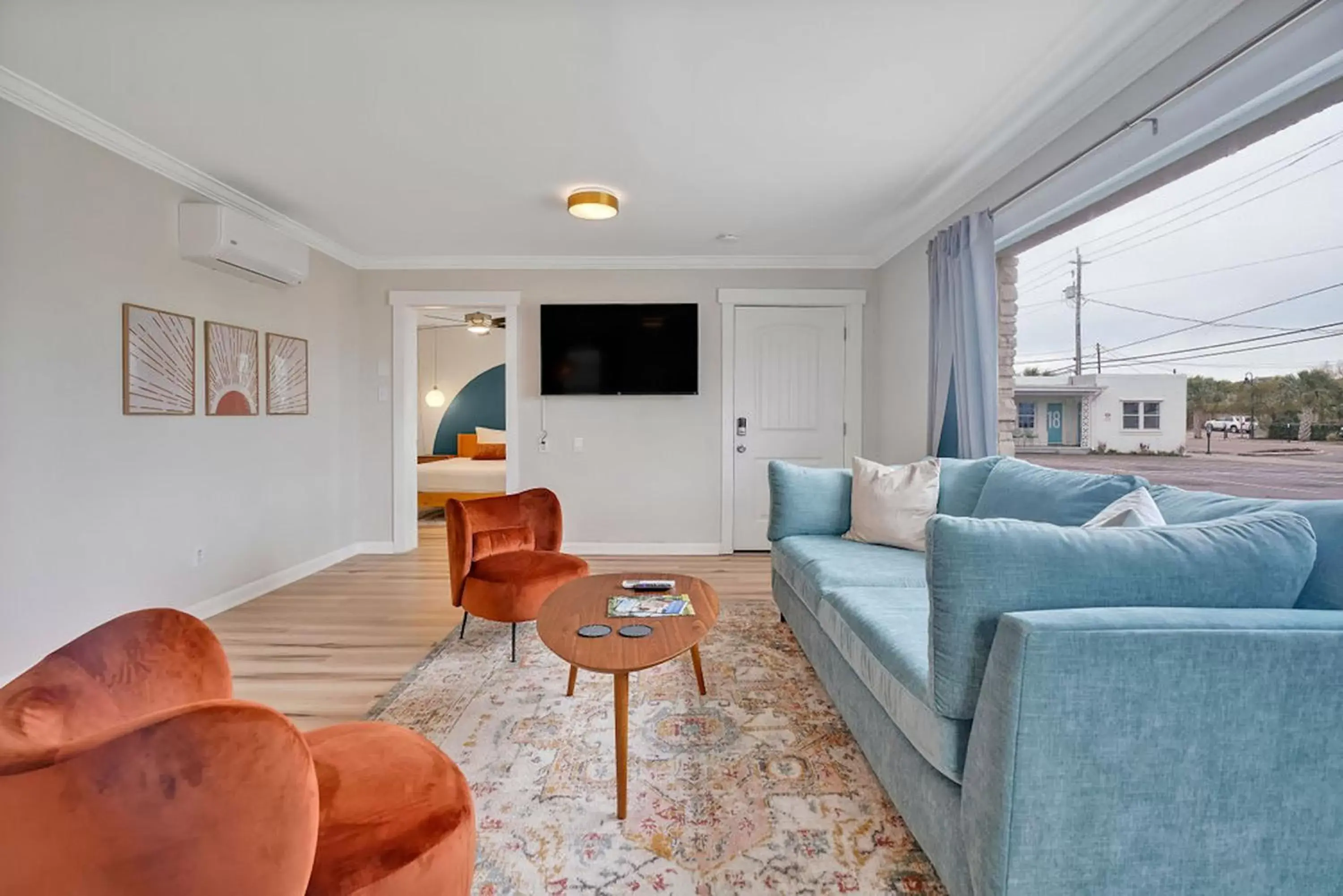 King Suite in The Starlite Inn King Suite in The Starlite Inn