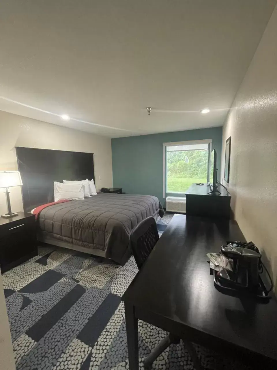 Single Room - single occupancy - Disability Access in Fairway Inn Iowa-Lake Charles Single Room - single occupancy - Disability Access in Fairway Inn Iowa-Lake Charles