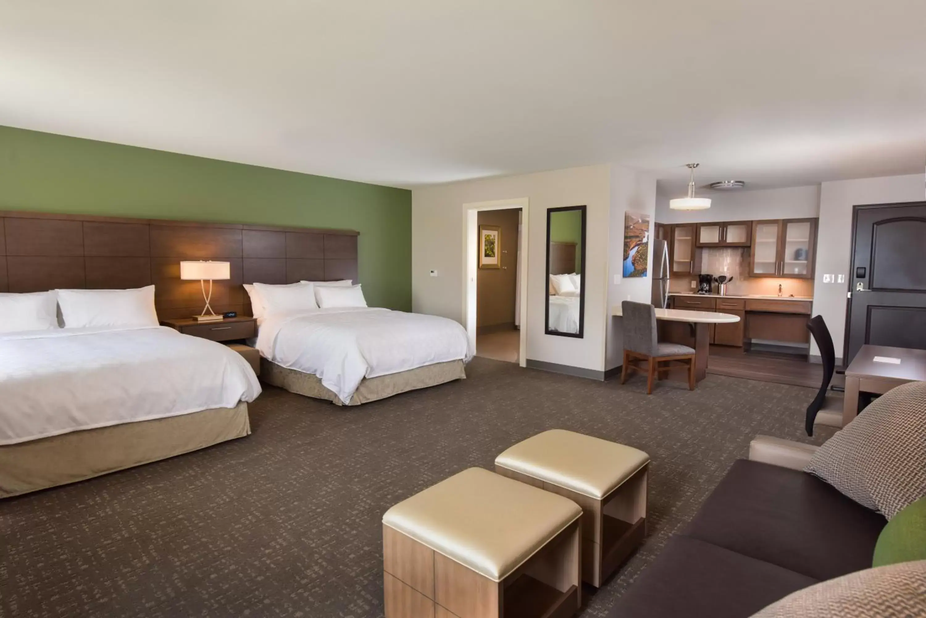 Queen Studio Suite with Two Queen Beds - Mobility Acces Tub/Non-Smoking in Staybridge Suites - Wisconsin Dells - Lake Delton, an IHG Hotel Queen Studio Suite with Two Queen Beds - Mobility Acces Tub/Non-Smoking in Staybridge Suites - Wisconsin Dells - Lake Delton, an IHG Hotel