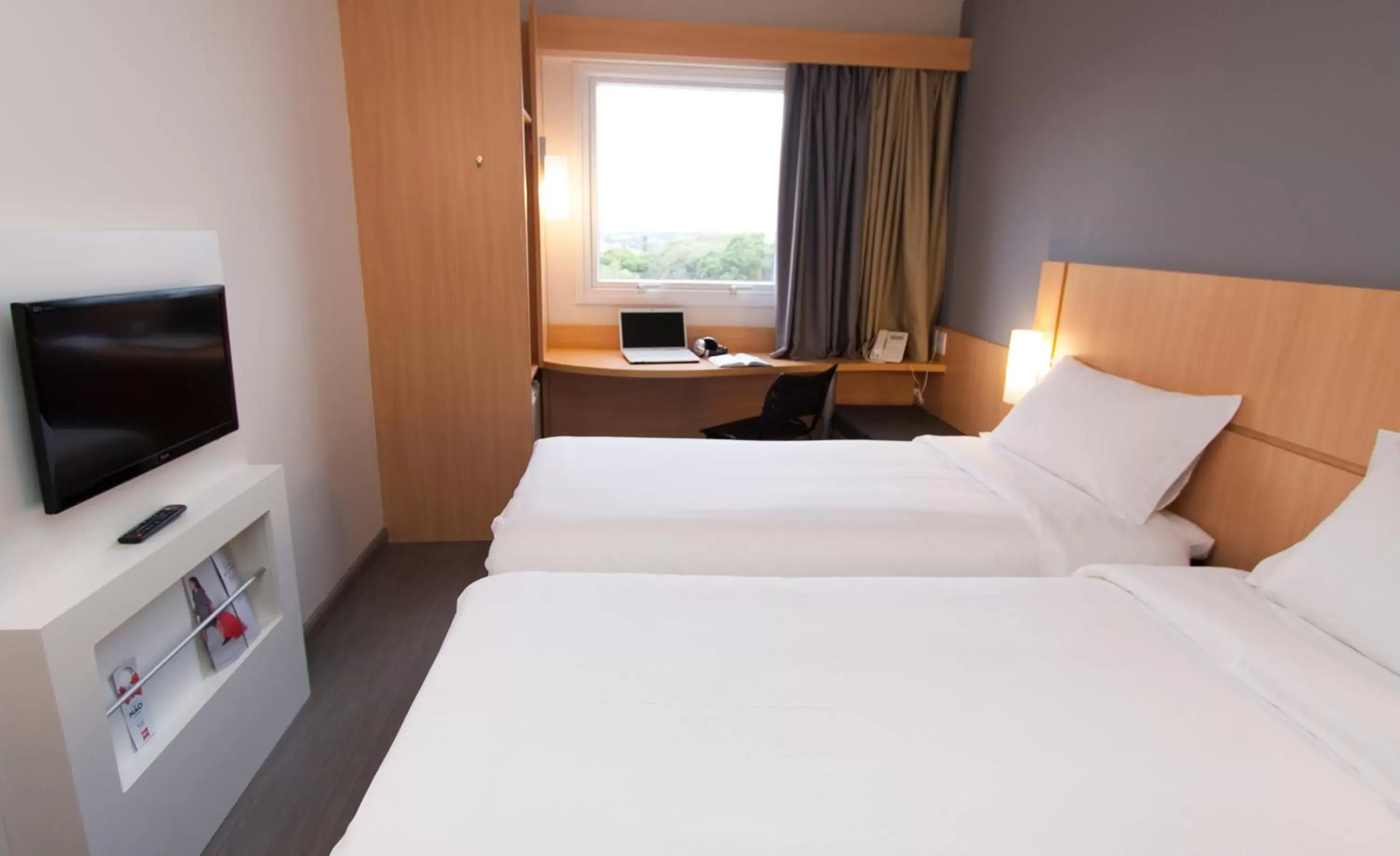 Standard Twin Room in ibis Cascavel Standard Twin Room in ibis Cascavel