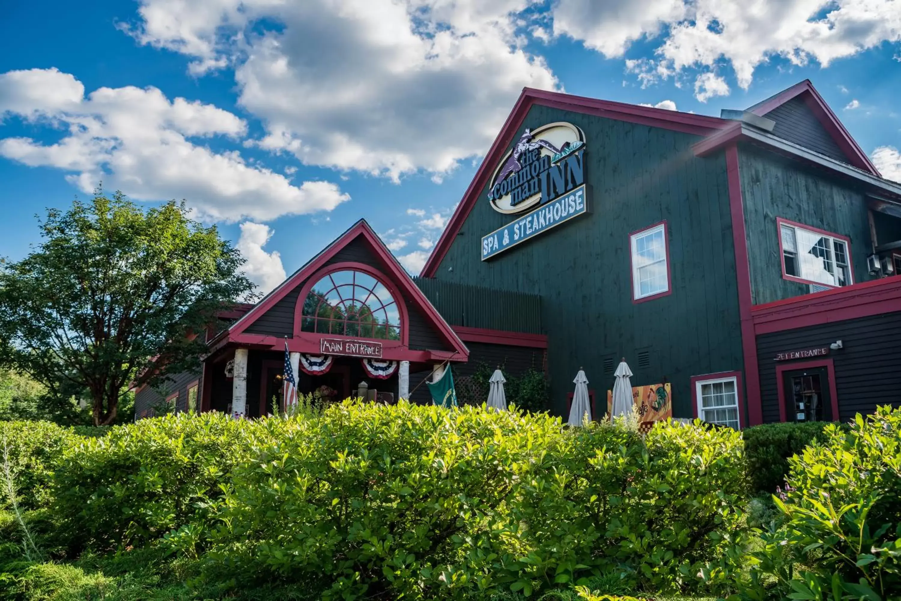 Property Building in The Common Man Inn, Spa & Lodge Property Building in The Common Man Inn, Spa & Lodge