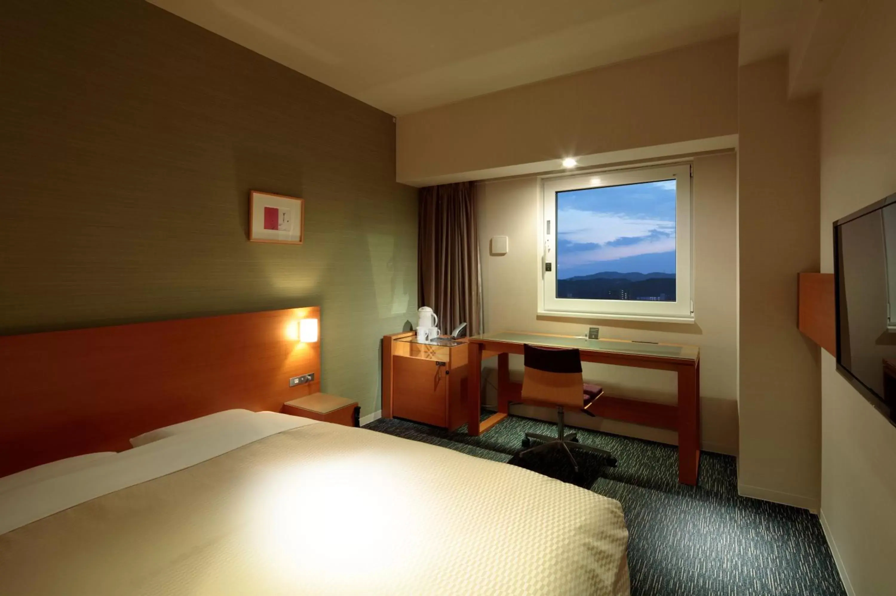 Queen Room - single occupancy - Non-Smoking in Candeo Hotels Fukuyama Queen Room - single occupancy - Non-Smoking in Candeo Hotels Fukuyama