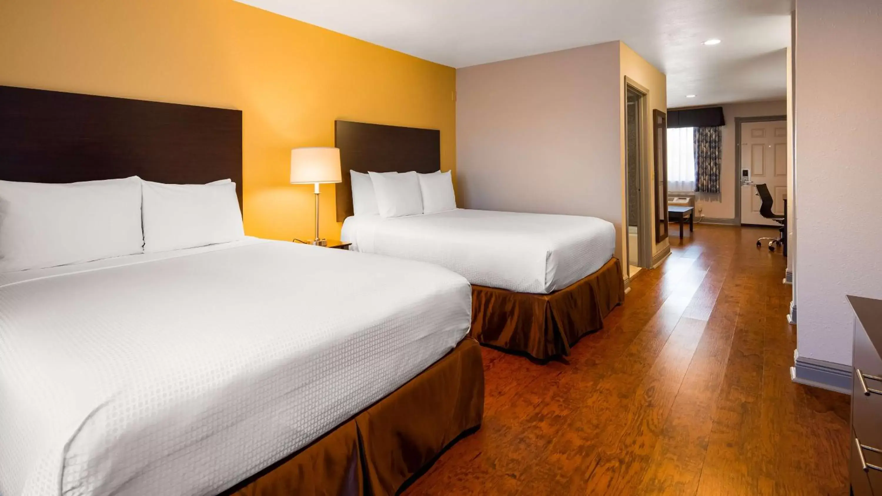 Queen Suite with Two Queen Beds - Smoking in SureStay Plus Hotel by Best Western Hammond Queen Suite with Two Queen Beds - Smoking in SureStay Plus Hotel by Best Western Hammond