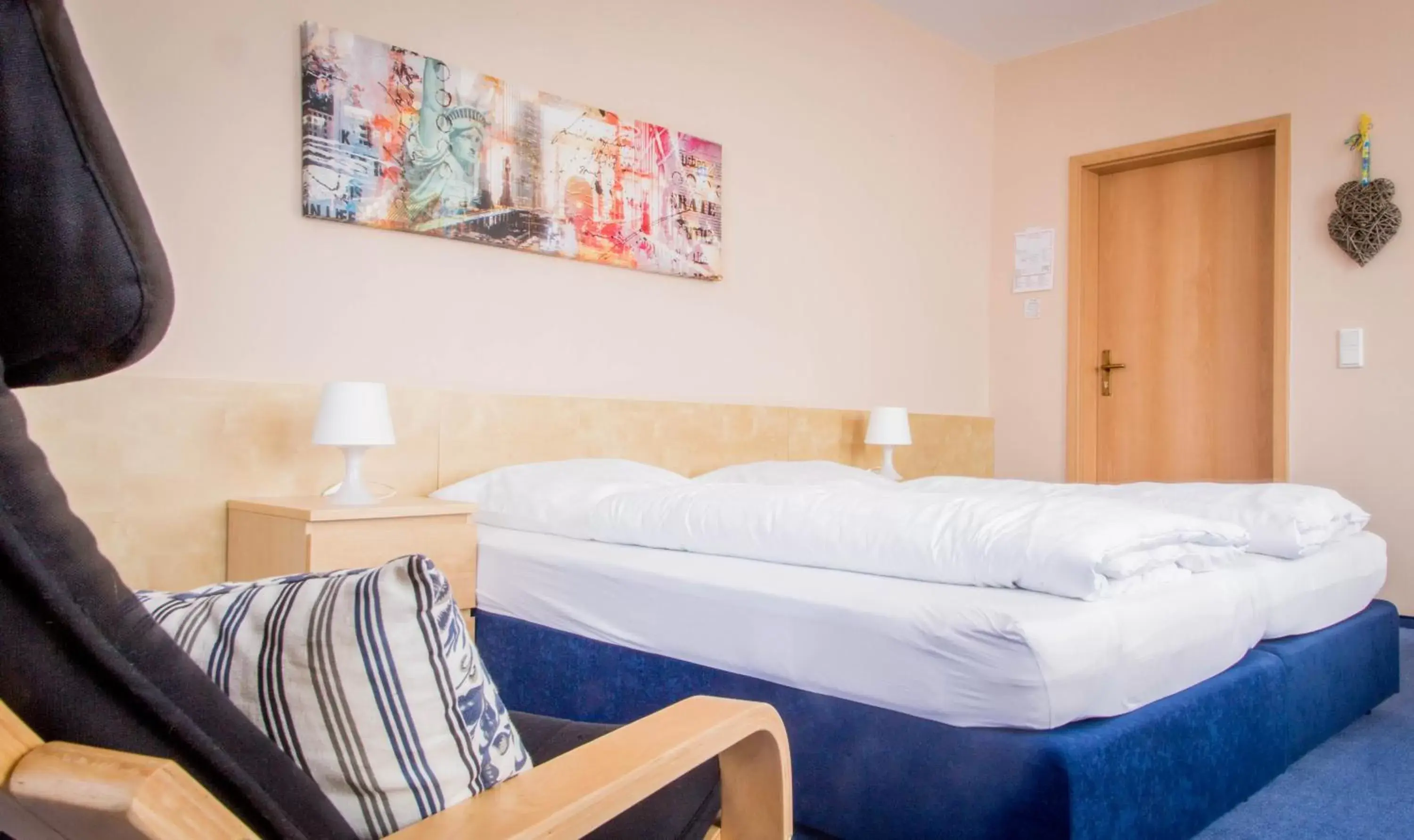 Double Room in Hotel Zum Grunewald Double Room in Hotel Zum Grunewald