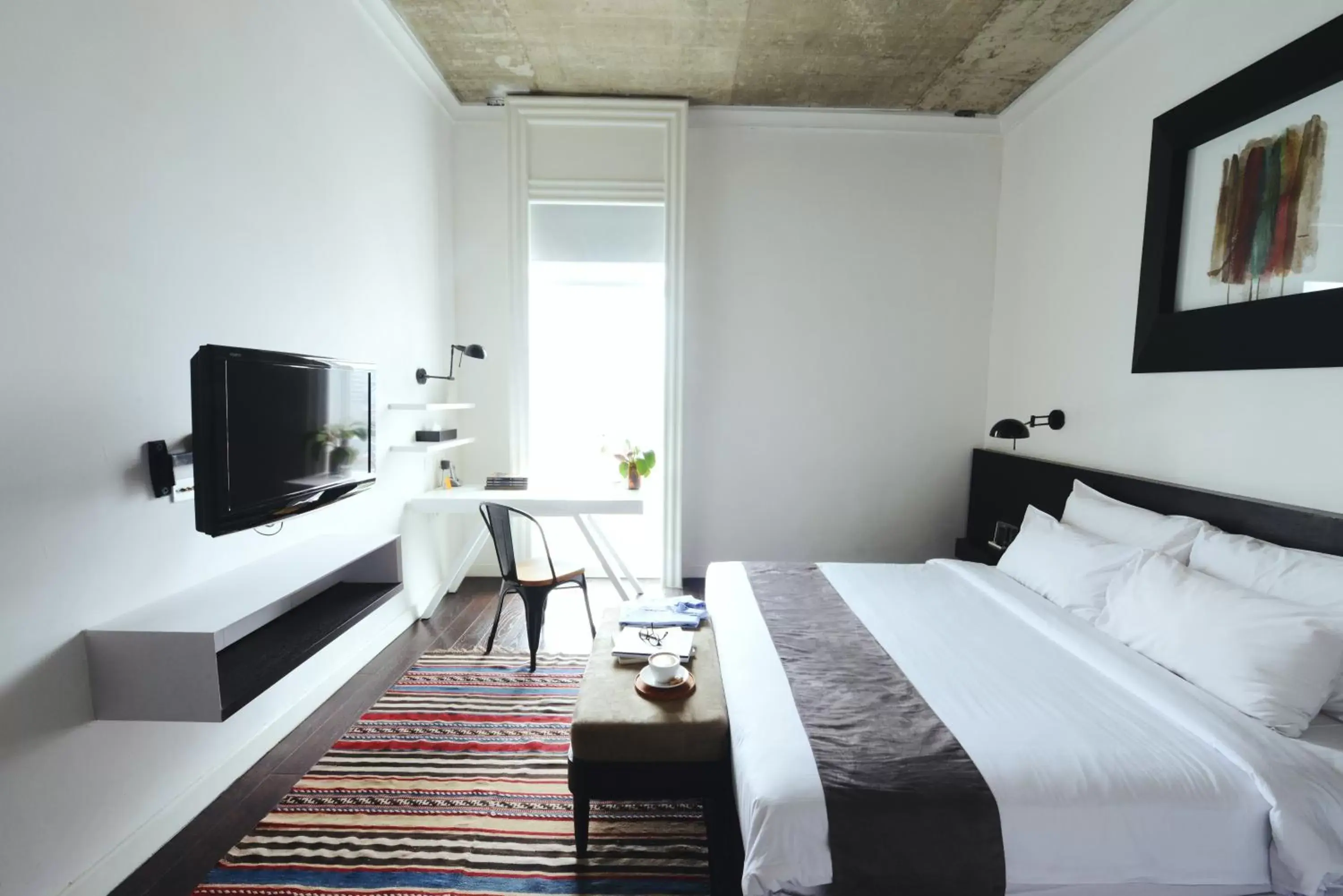 Two-Bedroom Deluxe in Morrissey Hotel Residences Two-Bedroom Deluxe in Morrissey Hotel Residences