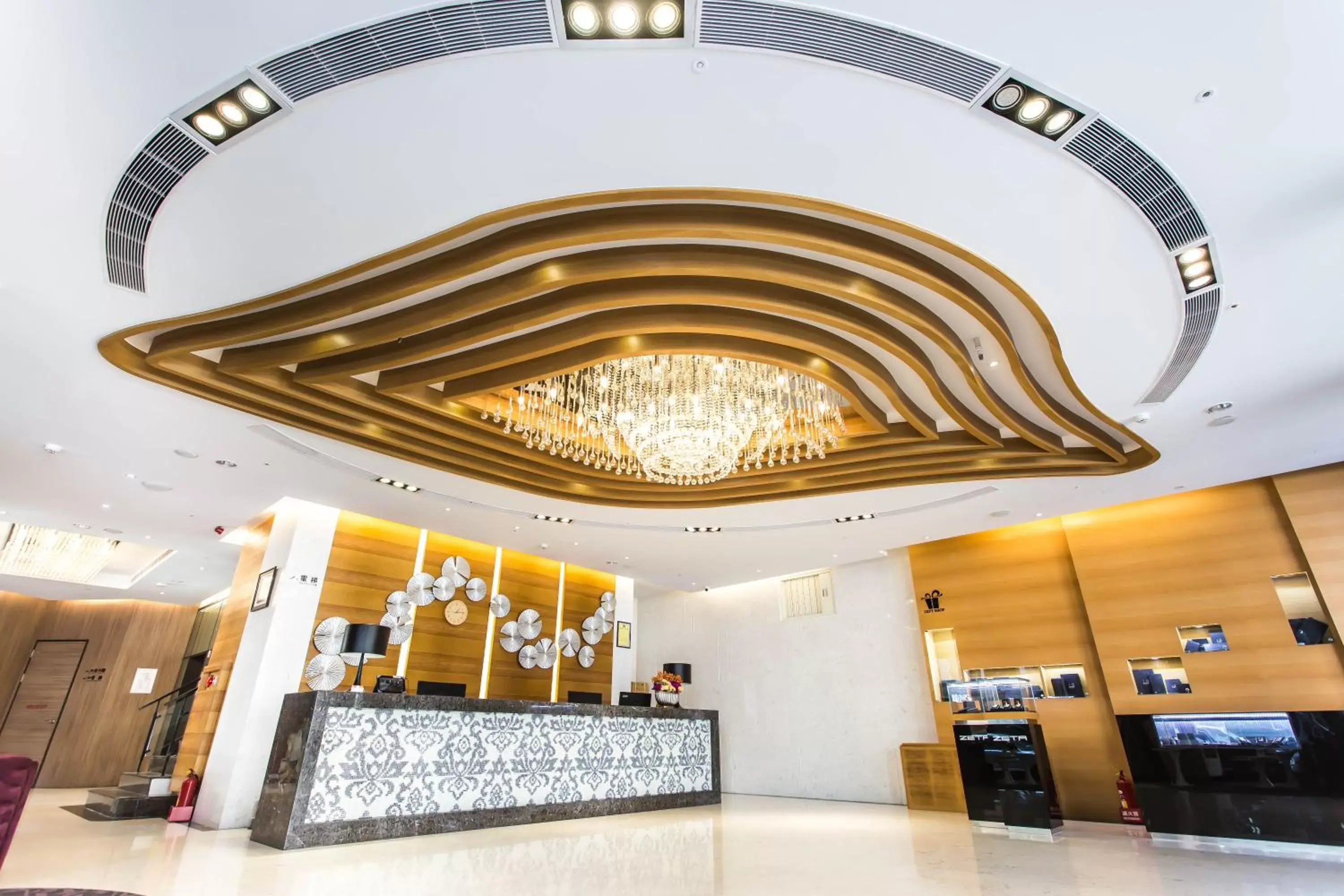 Royal Fine Hotel Royal Fine Hotel