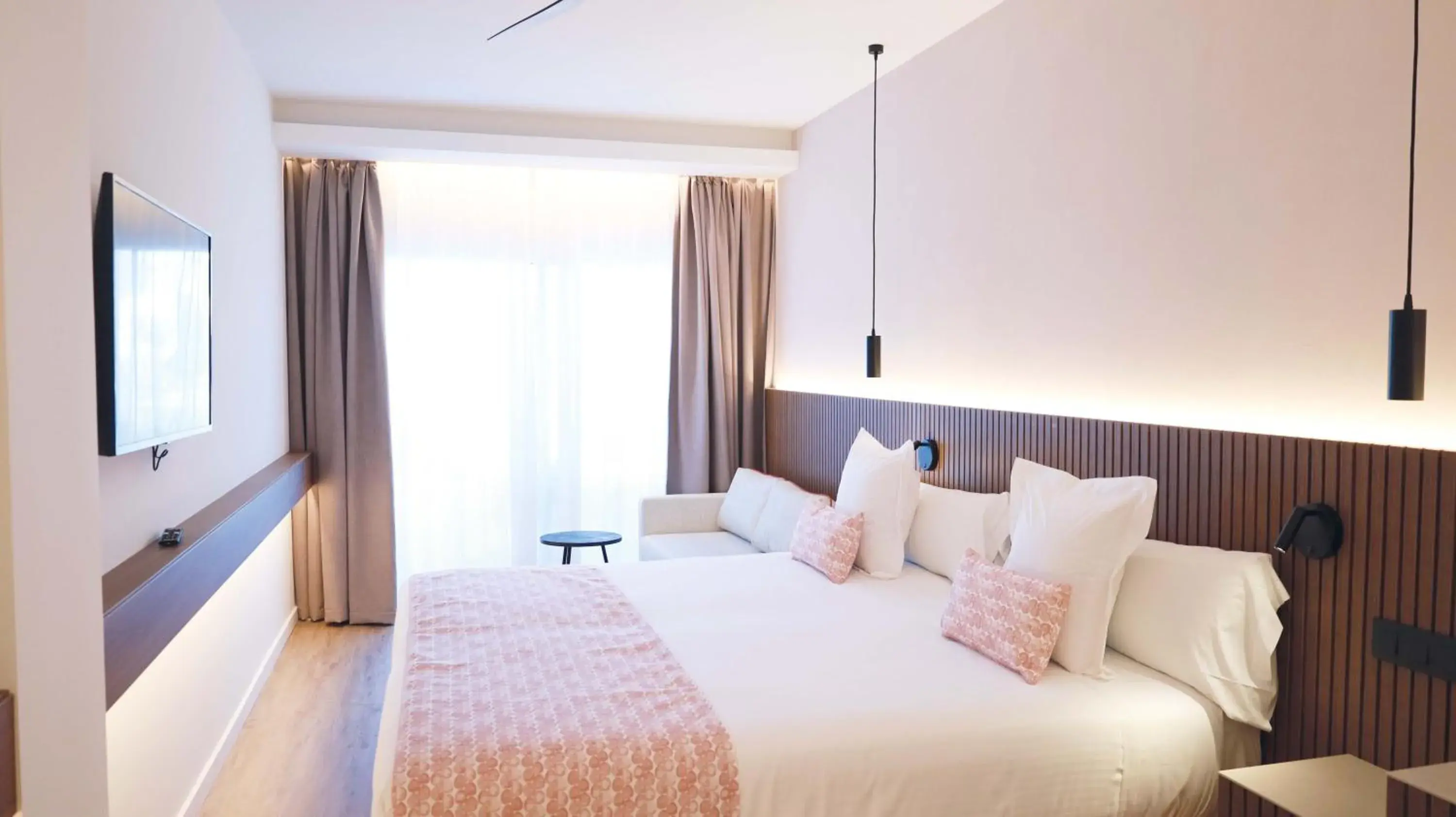 Double or Twin Room in Seth Port Ciutadella Double or Twin Room in Seth Port Ciutadella