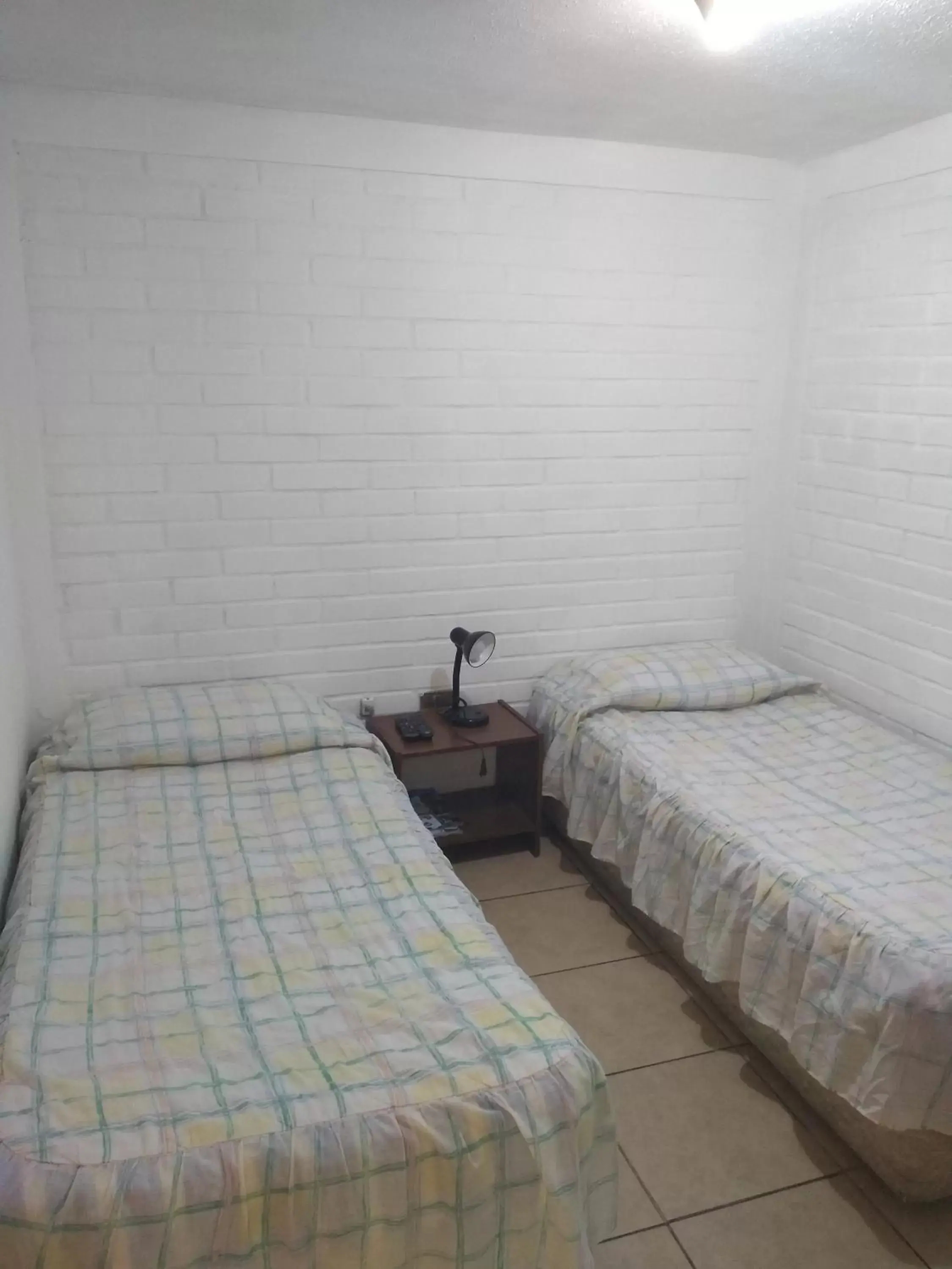 Twin Room in Hotel Angamos Twin Room in Hotel Angamos