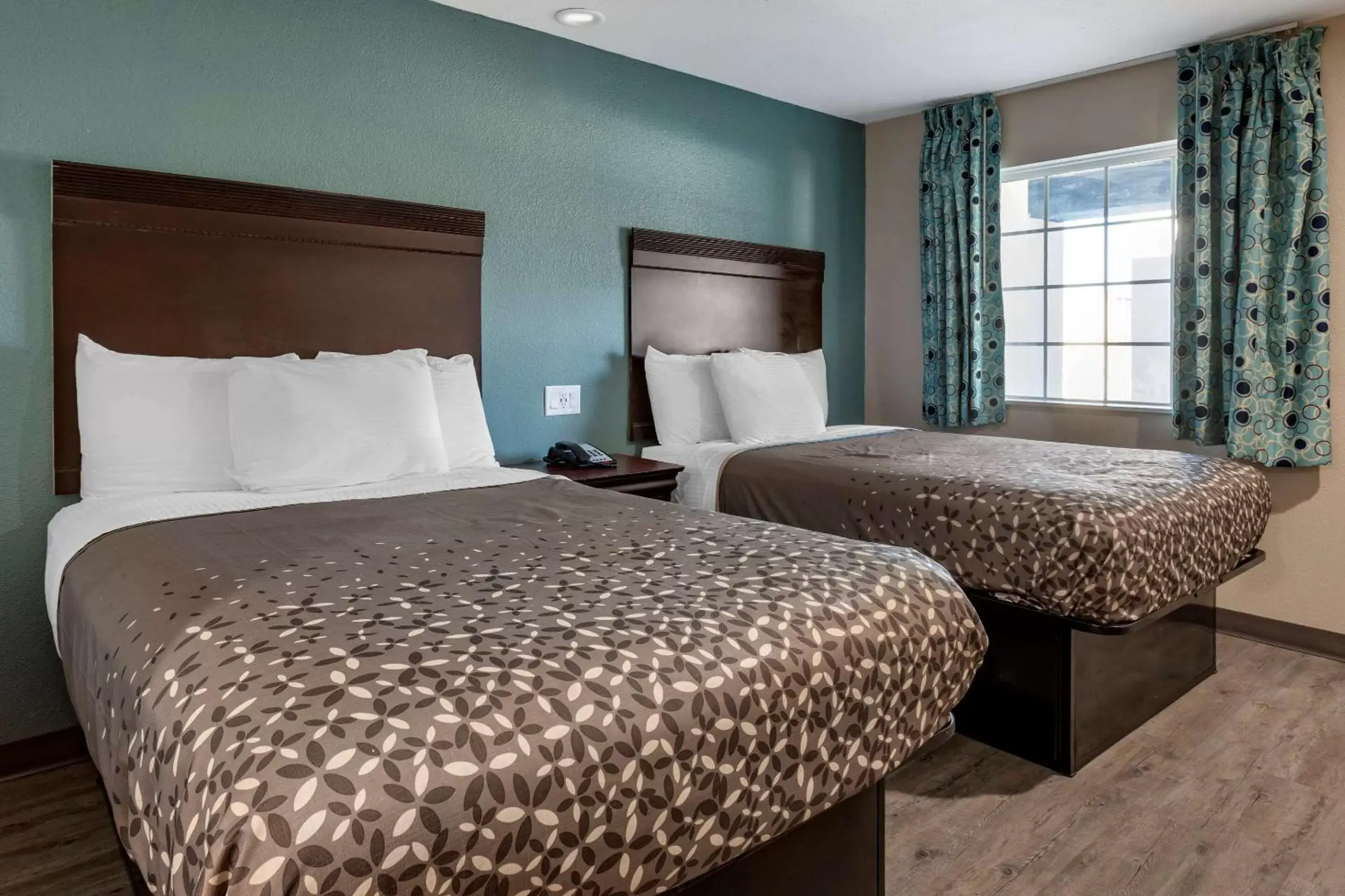 Standard Double Room with Two Double Beds - Non-Smoking in Rodeway Inn Standard Double Room with Two Double Beds - Non-Smoking in Rodeway Inn