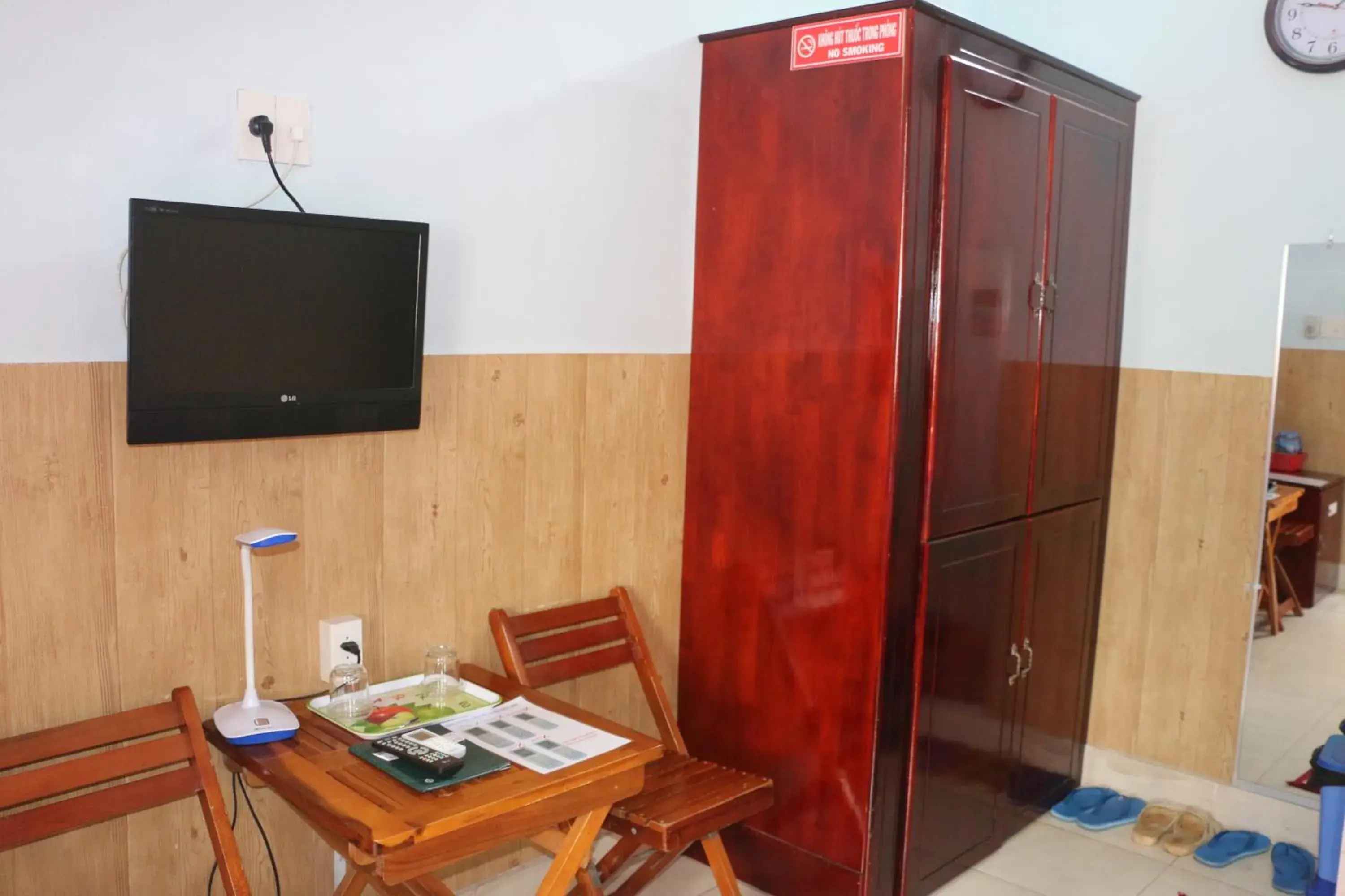 Superior Triple Room in Kim Long Hotel Superior Triple Room in Kim Long Hotel