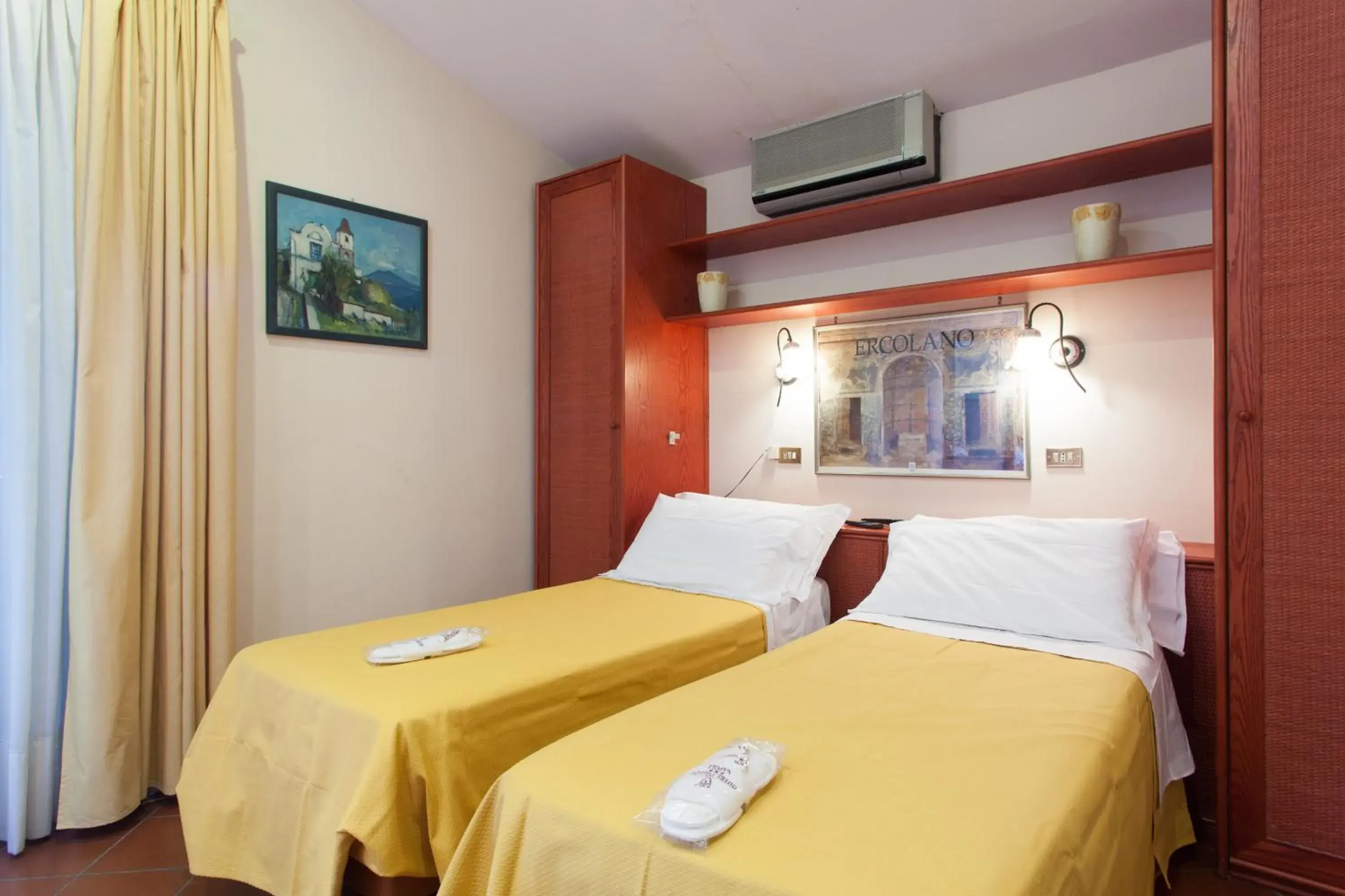 Suite in Hotel Toledo Suite in Hotel Toledo