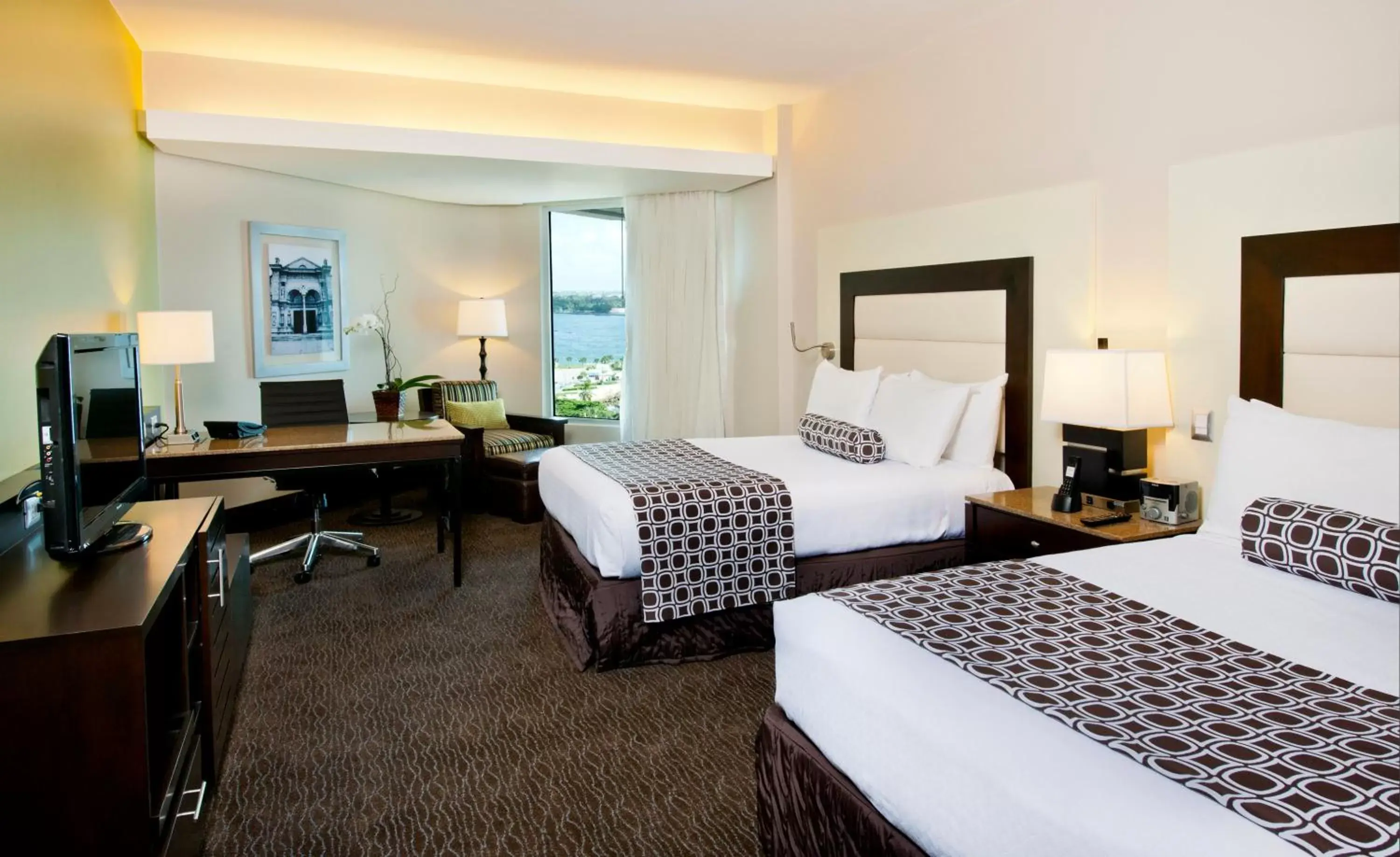 Executive Double Room with 2 Double Beds - Non-Smoking in Crowne Plaza Santo Domingo, an IHG Hotel Executive Double Room with 2 Double Beds - Non-Smoking in Crowne Plaza Santo Domingo, an IHG Hotel