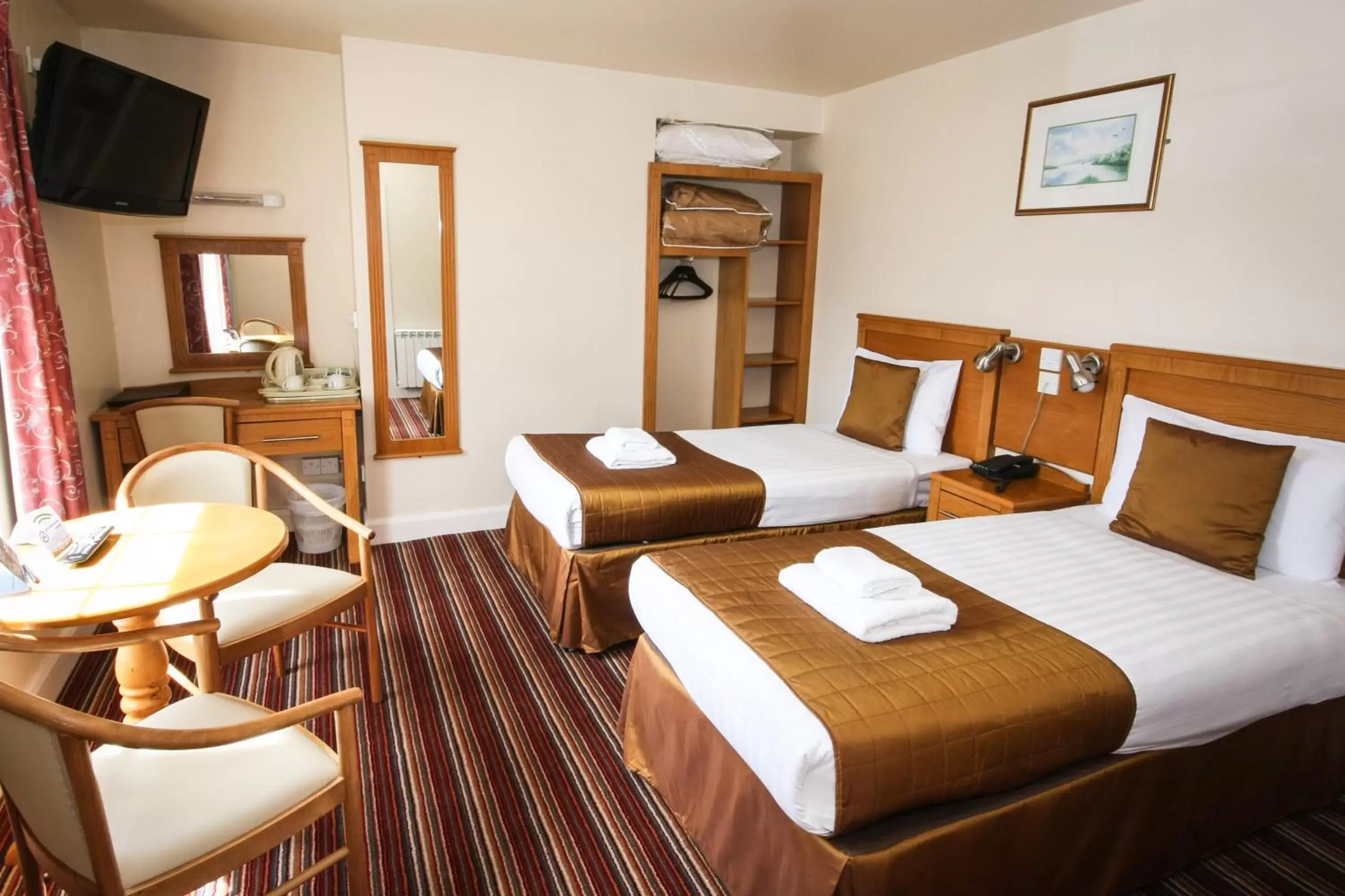 Standard Twin Room with Mini Kitchen in Belmore Court & Motel Standard Twin Room with Mini Kitchen in Belmore Court & Motel