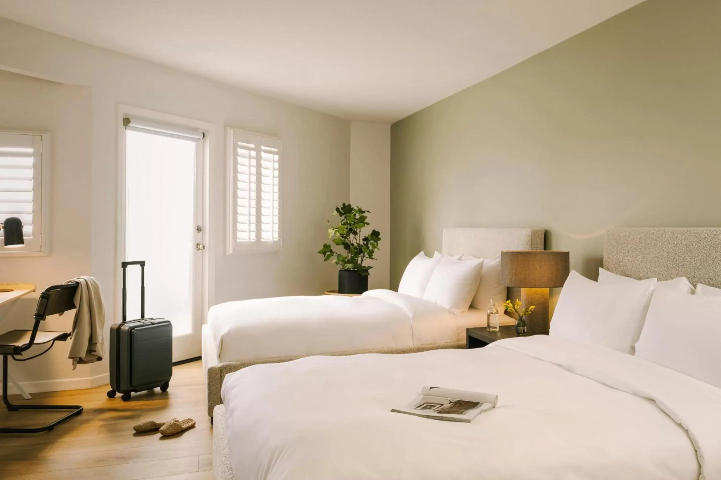 Quadruple Room with Balcony in Sonder La Ensenada Quadruple Room with Balcony in Sonder La Ensenada