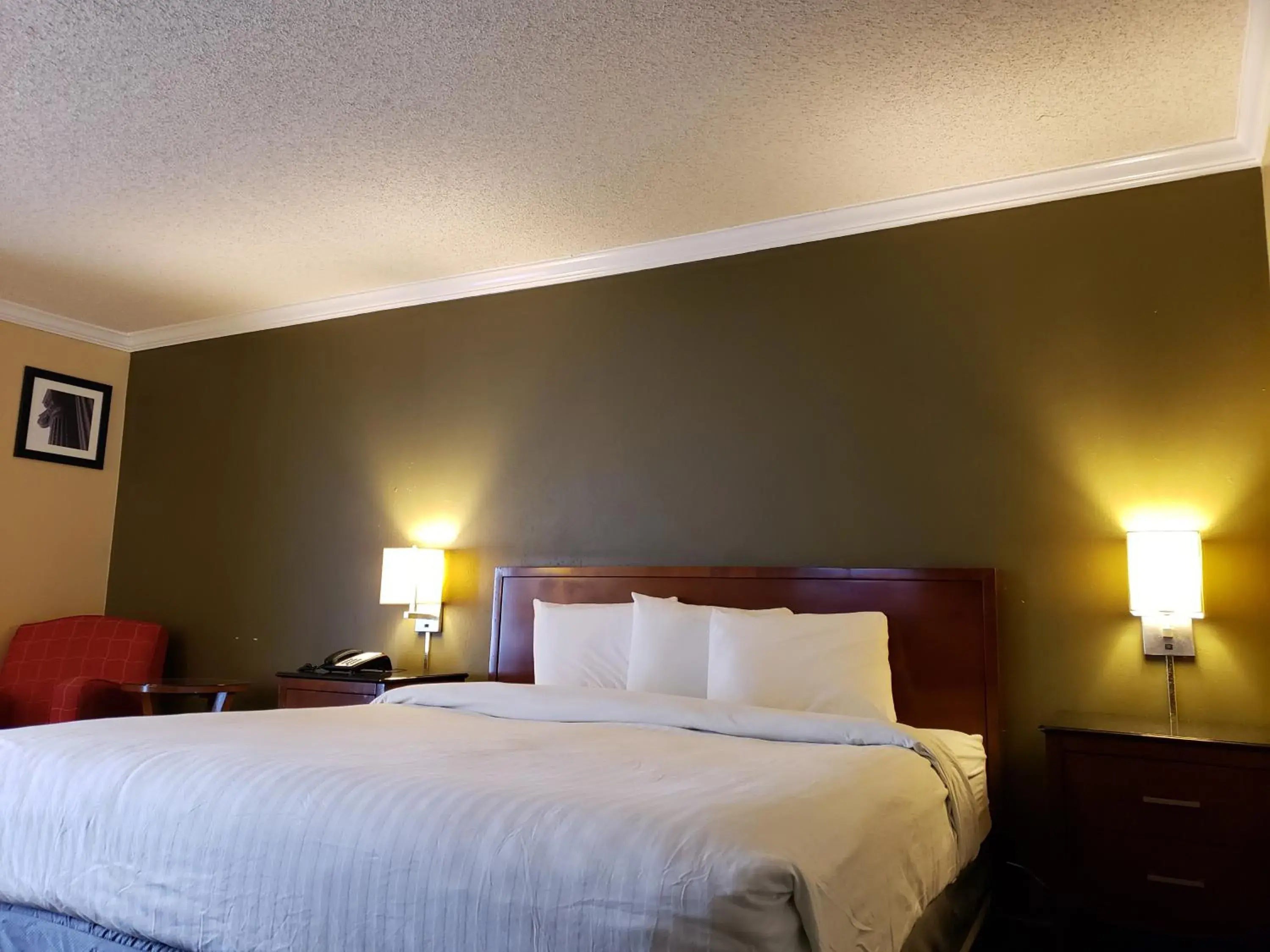 Executive Room with a King Bed - Non-Smoking in Extend-a-Suites - Extended Stay, I-40 Amarillo West Executive Room with a King Bed - Non-Smoking in Extend-a-Suites - Extended Stay, I-40 Amarillo West