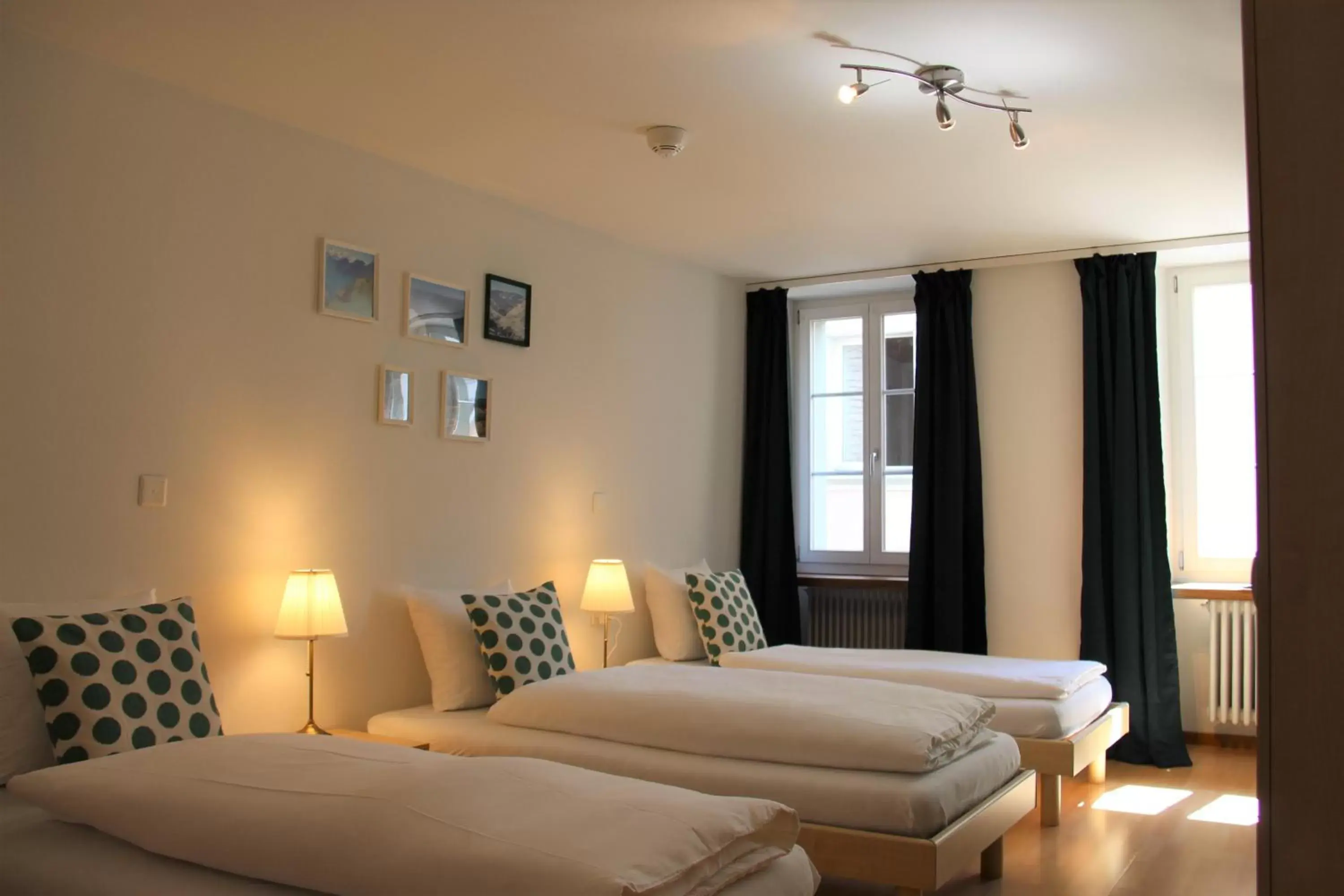 Triple Room with Shared Bathroom in Zum Schwarzen Löwen Triple Room with Shared Bathroom in Zum Schwarzen Löwen