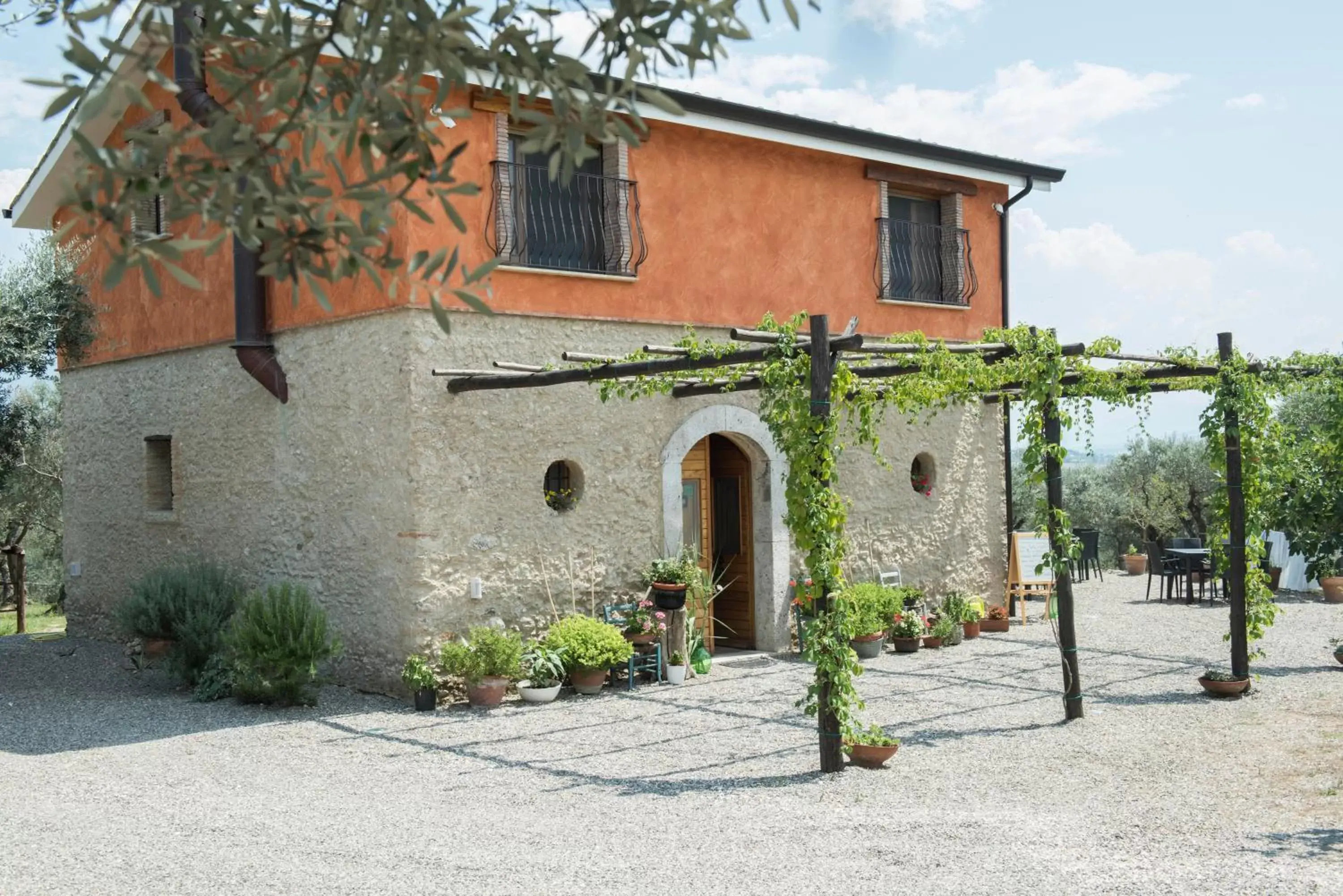 Facade/entrance, Property Building in B&B Rifugio tra gli Ulivi Facade/entrance, Property Building in B&B Rifugio tra gli Ulivi